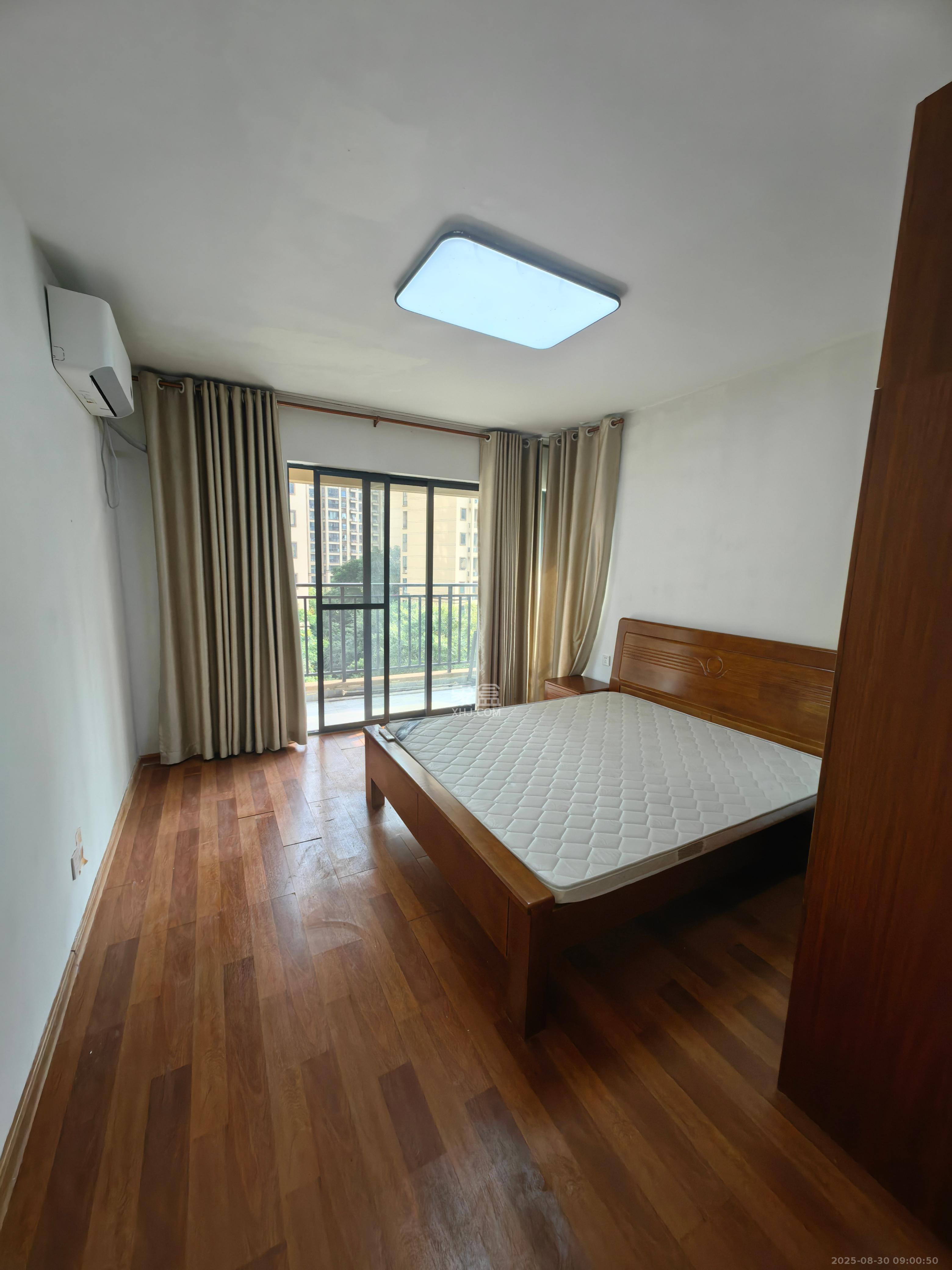 中建芙蓉嘉苑  3室2厅2卫    2700.0元/月室内图