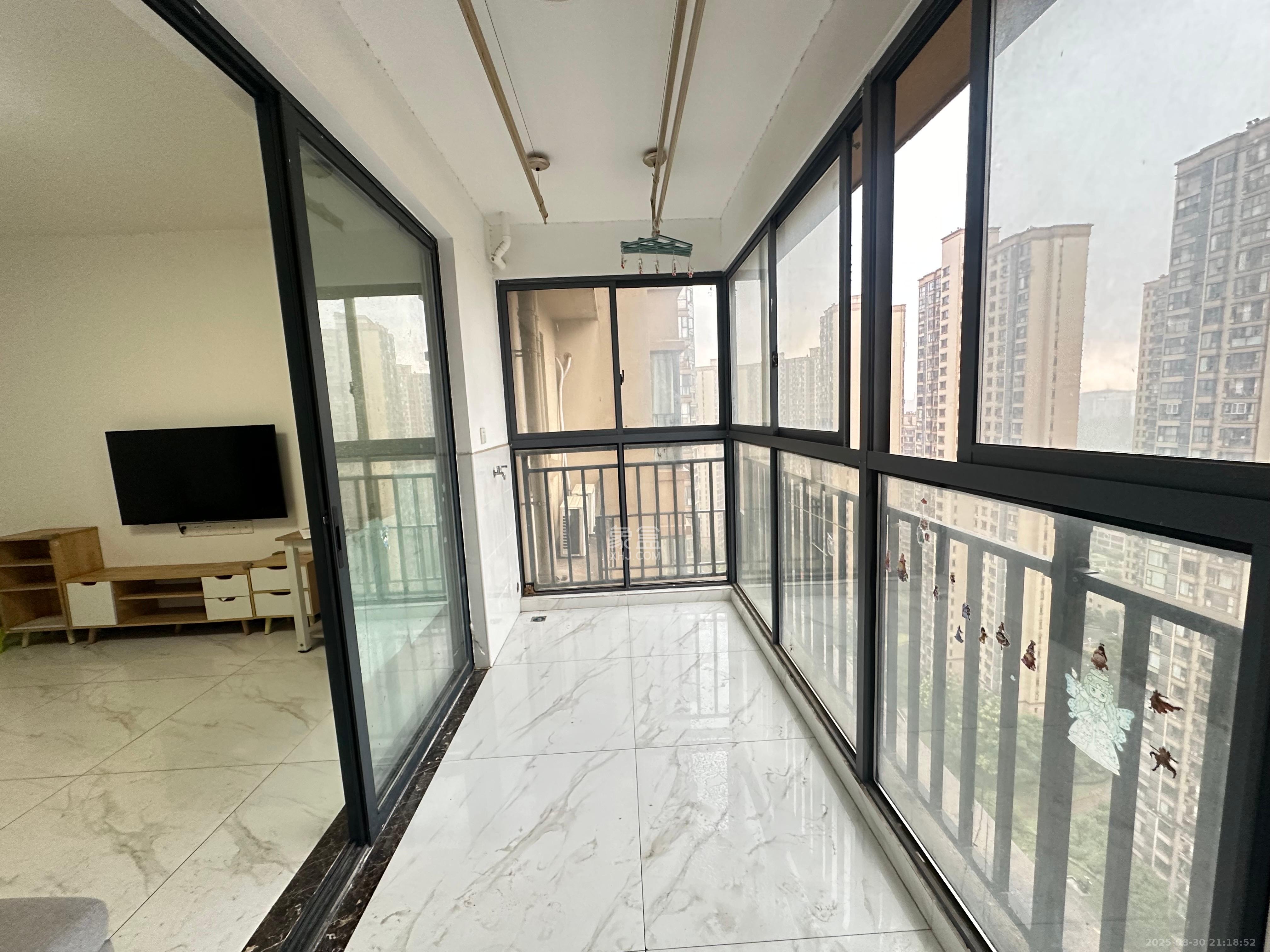 中建嘉和城  1室0厅0卫    2500.0元/月 中建嘉和城  1室0厅0卫    2500.0元/月室内图