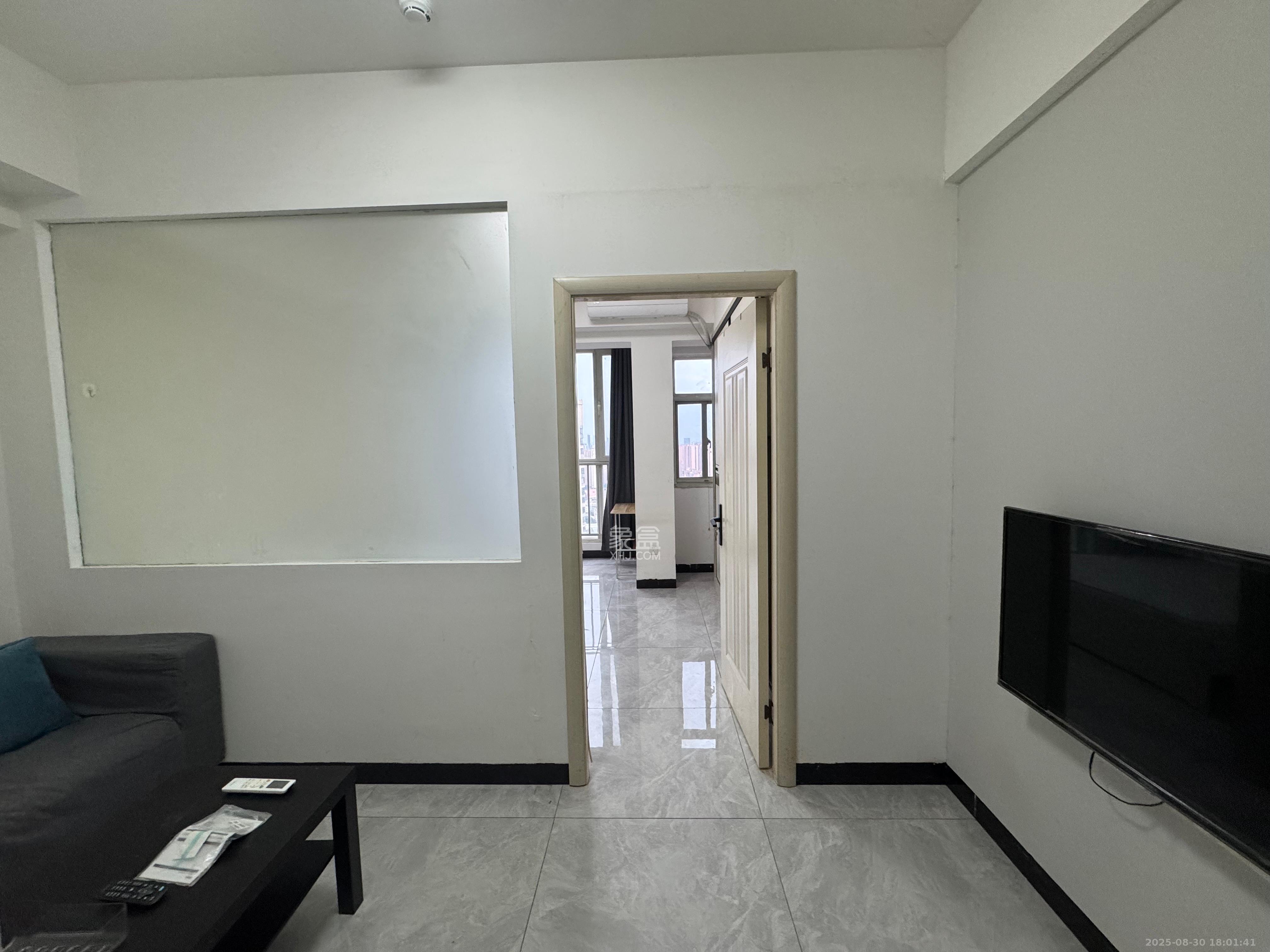 北辰三角洲E4区 1室1厅1卫 2000.0元/月 北辰三角洲E4区 1室1厅1卫 2000.0元/月室内图