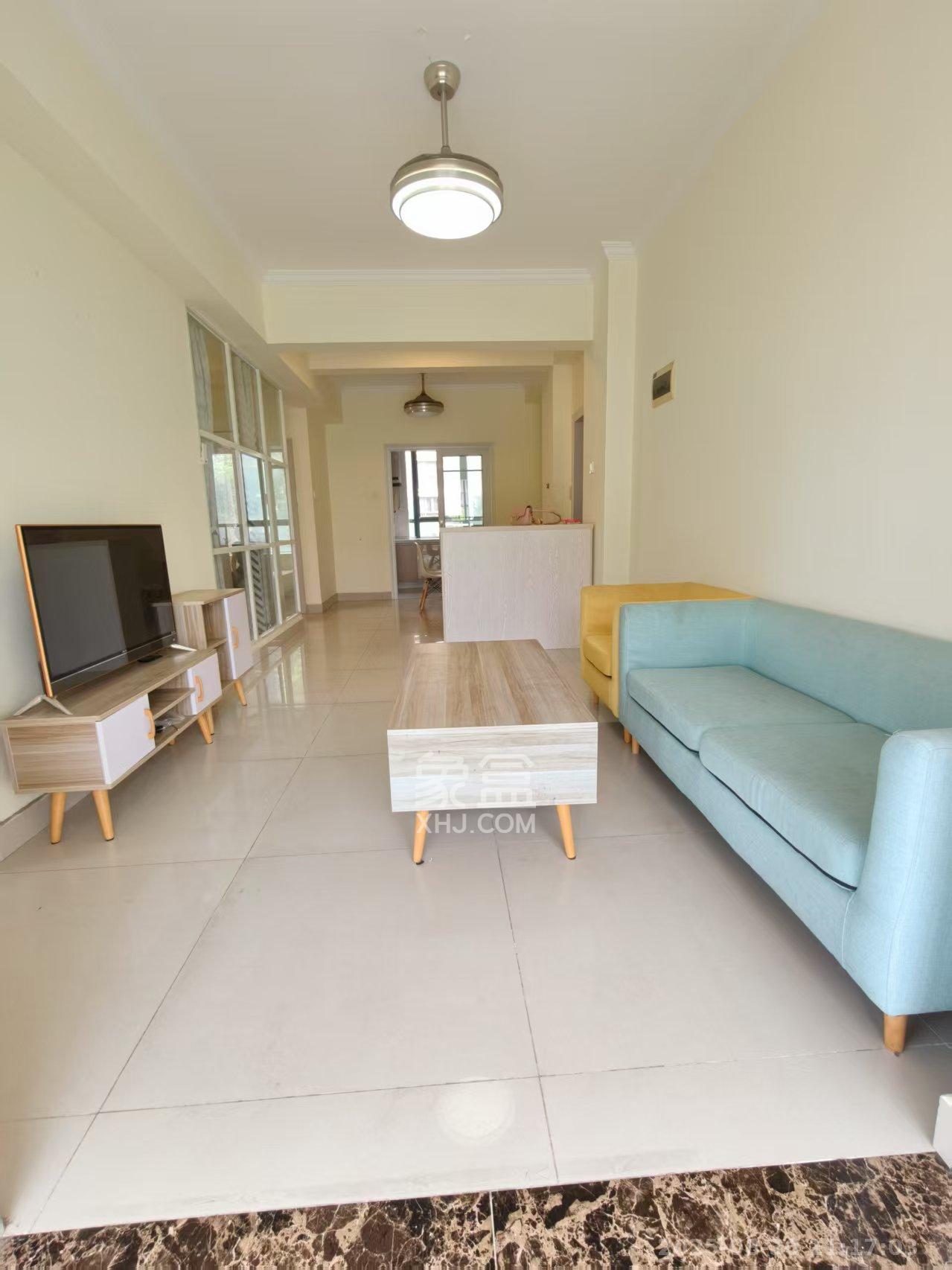 天城尚品  3室2厅1卫    2600.0元/月室内图