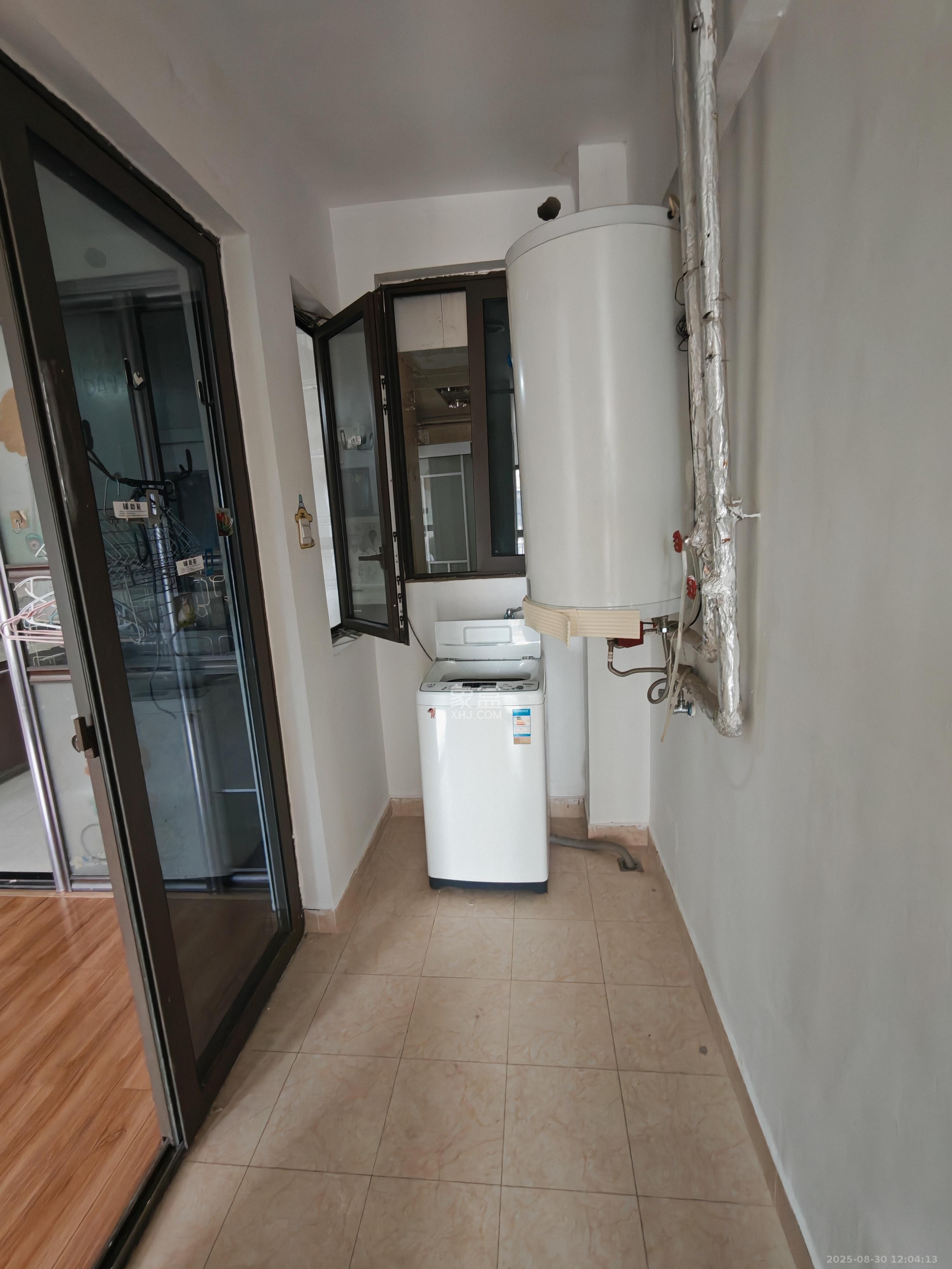 绿地公馆(绿地名邸) 1室1厅1卫 1200.0元/月 绿地公馆(绿地名邸) 1室1厅1卫 1200.0元/月室内图