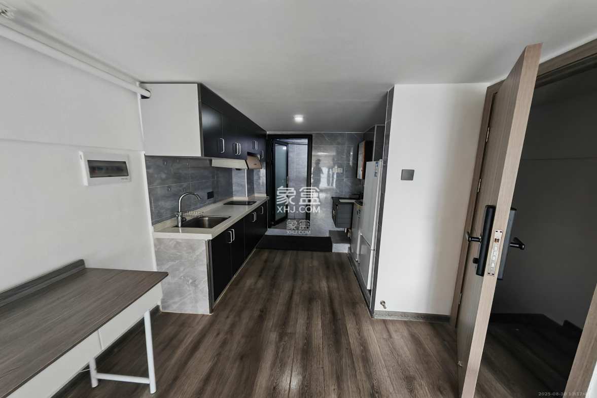 华润琨瑜府  1室1厅1卫    1300.0元/月 华润琨瑜府  1室1厅1卫    1300.0元/月室内图