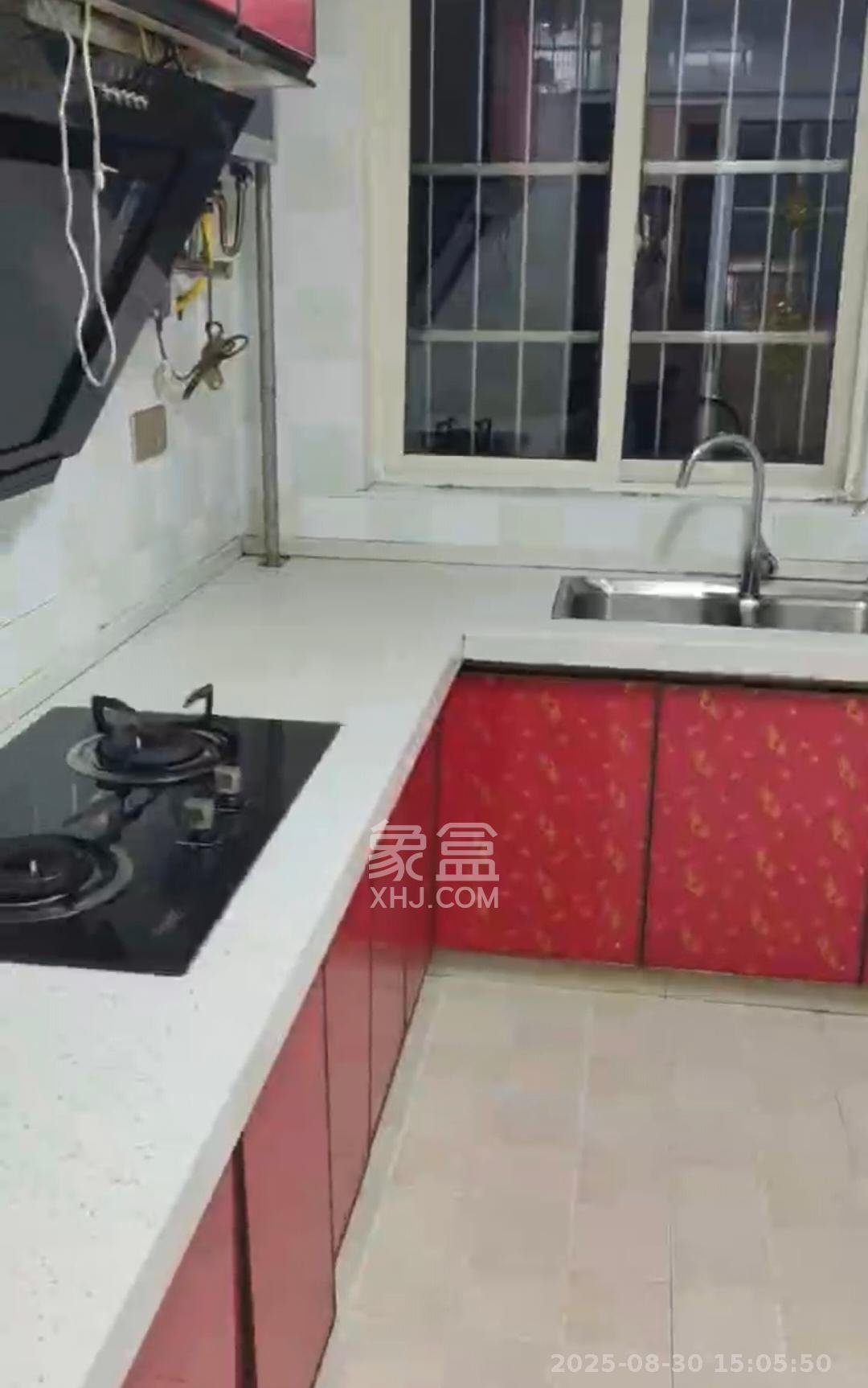 和润园一、二期 3室2厅1卫 2000.0元/月 和润园一、二期 3室2厅1卫 2000.0元/月室内图