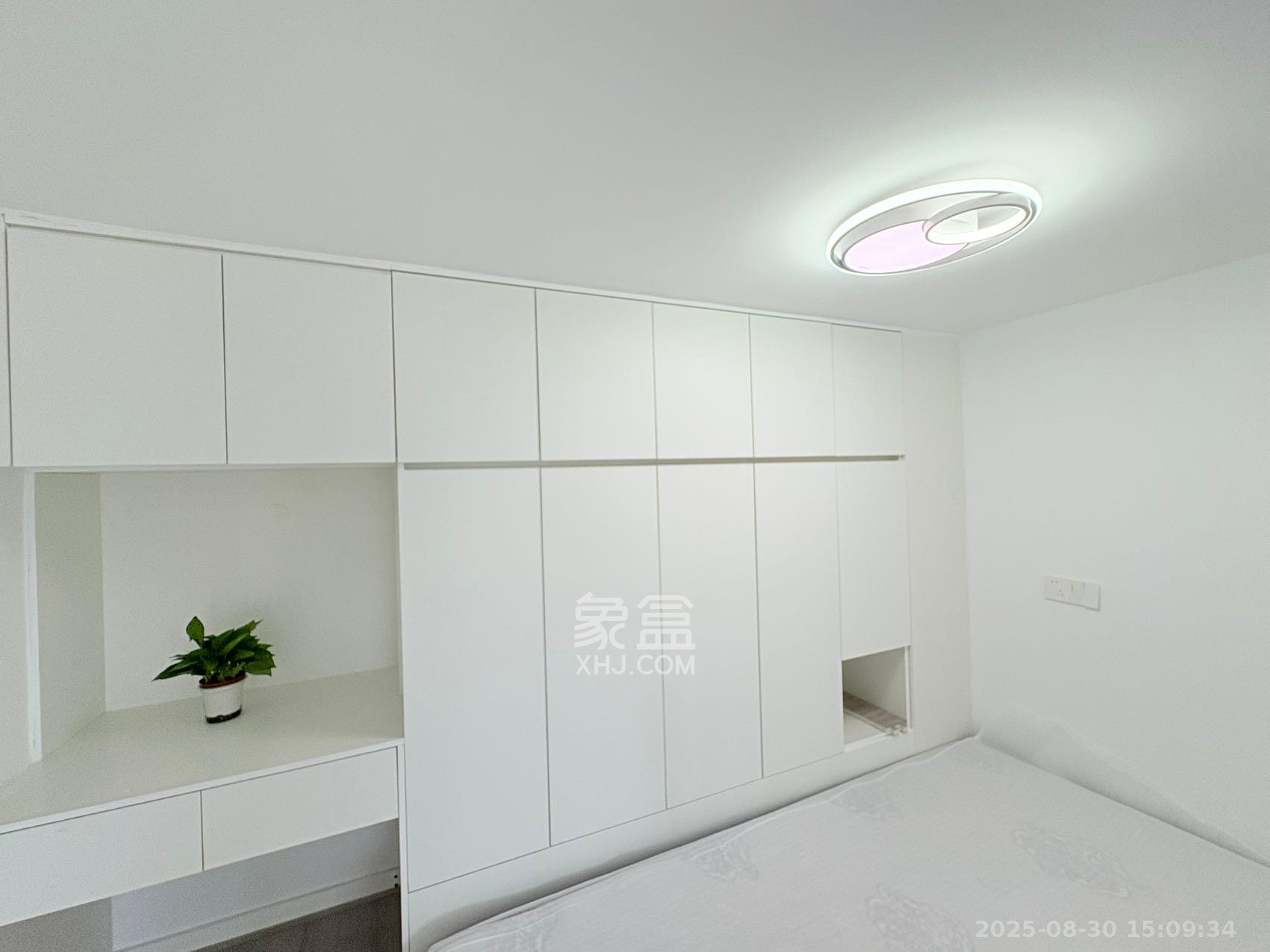 卓越伊景苑  2室1厅1卫   2200.00元/月室内图