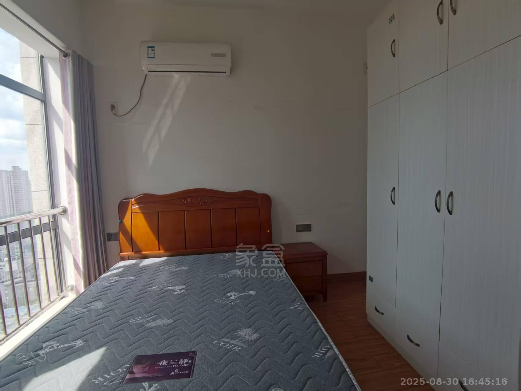 流金岁月-华晨国际 2室1厅1卫 1600.0元/月 流金岁月-华晨国际 2室1厅1卫 1600.0元/月室内图