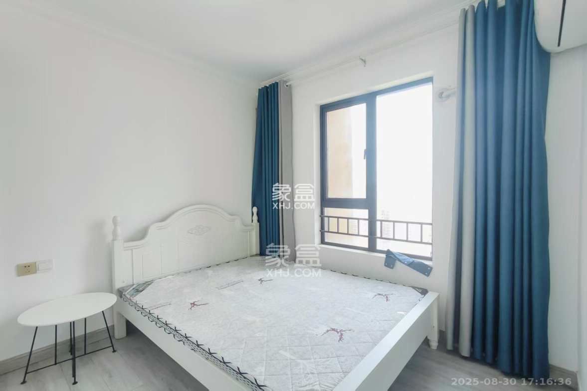 协信星澜汇 3室2厅1卫 3200.0元/月 协信星澜汇 3室2厅1卫 3200.0元/月室内图