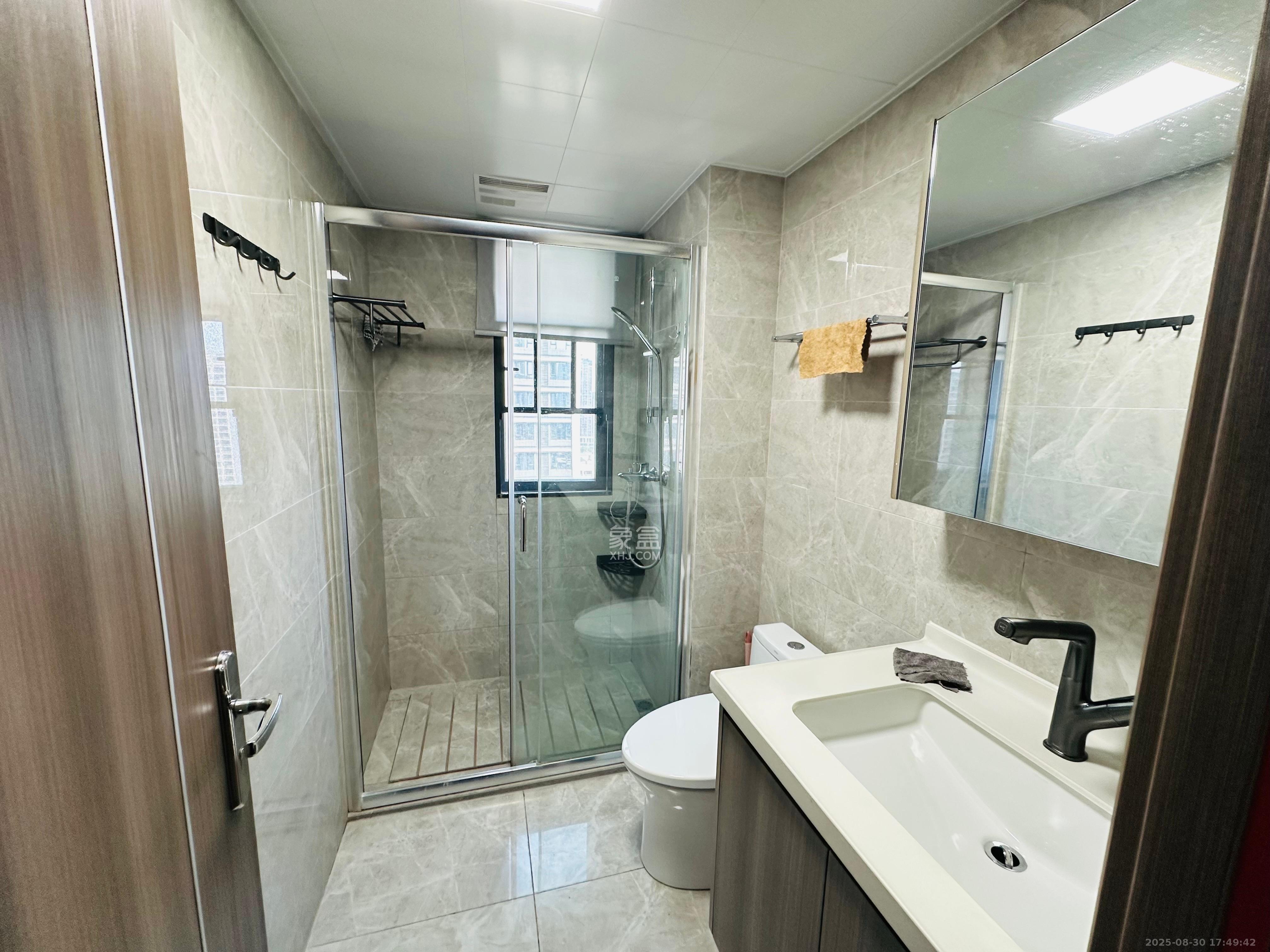 中海阅麓山一期  4室2厅2卫    6000.0元/月 中海阅麓山一期  4室2厅2卫    6000.0元/月室内图