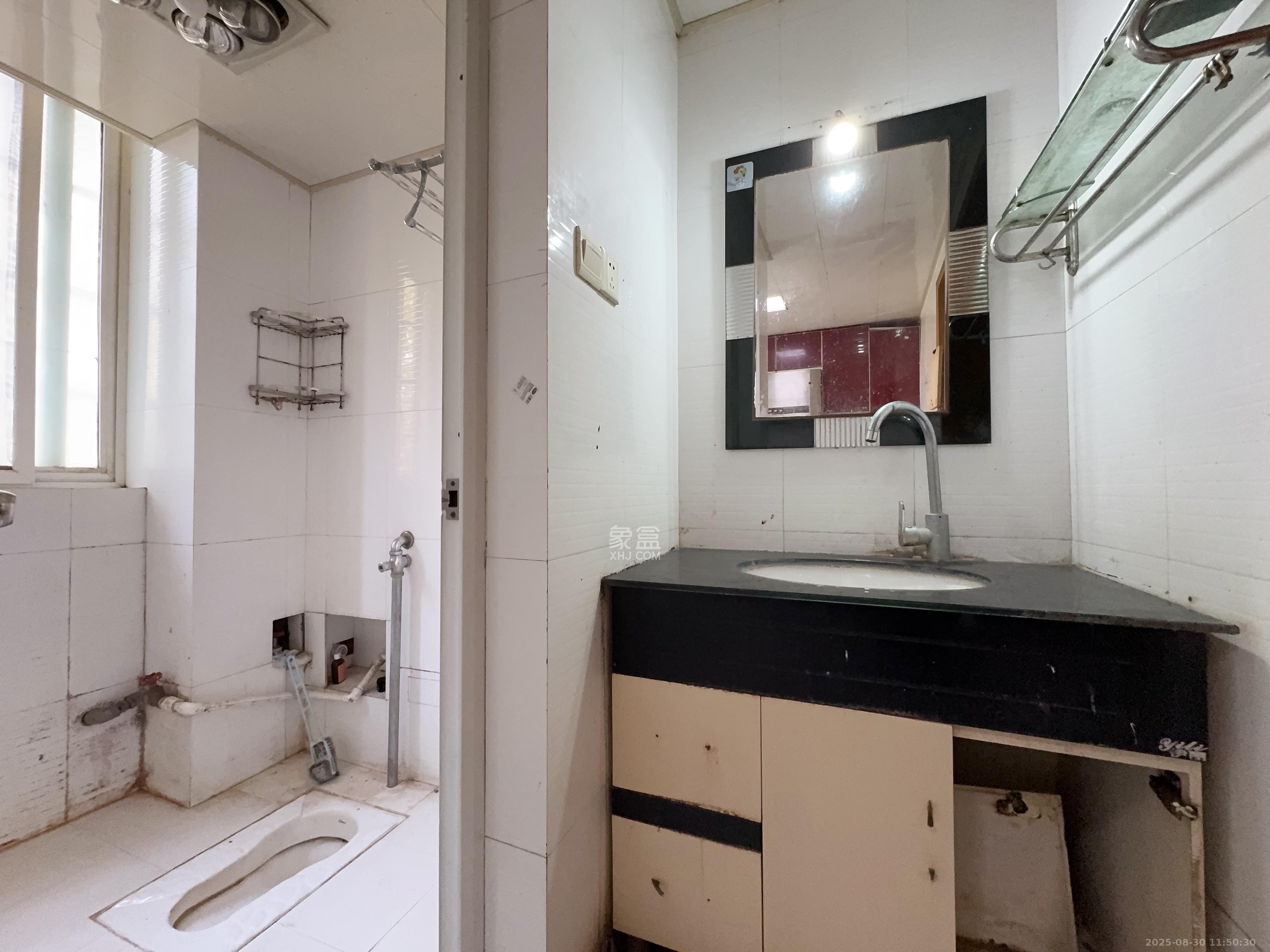 申奥美域  3室2厅2卫    2200.0元/月 申奥美域  3室2厅2卫    2200.0元/月室内图