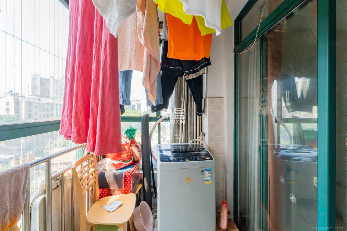 才子佳苑一期/二期  3室2厅1卫    75.0万 才子佳苑一期/二期  3室2厅1卫    75.0万阳台