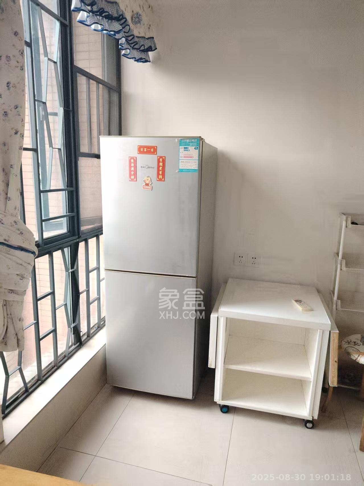 中建芙蓉工社  1室1厅1卫   1200.00元/月室内图