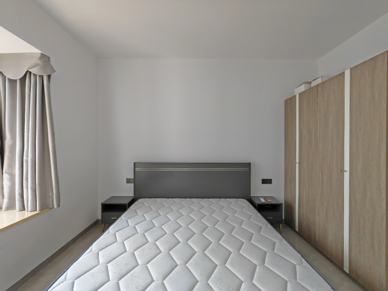 海航豪庭南苑 3室2厅2卫 5000.0元/月 海航豪庭南苑 3室2厅2卫 5000.0元/月室内图