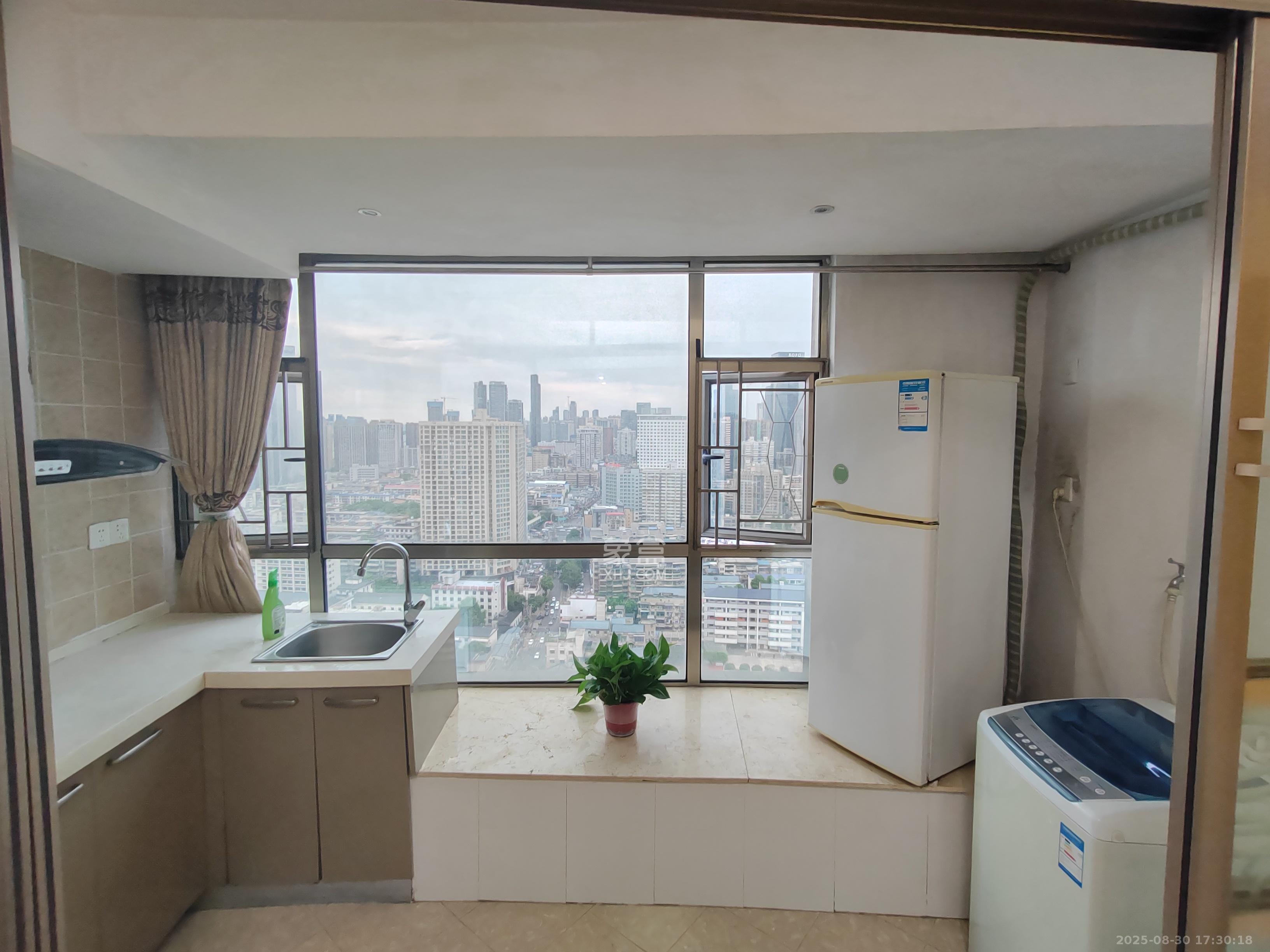 泉昇同福大厦 1室1厅1卫 1680.0元/月 泉昇同福大厦 1室1厅1卫 1680.0元/月室内图