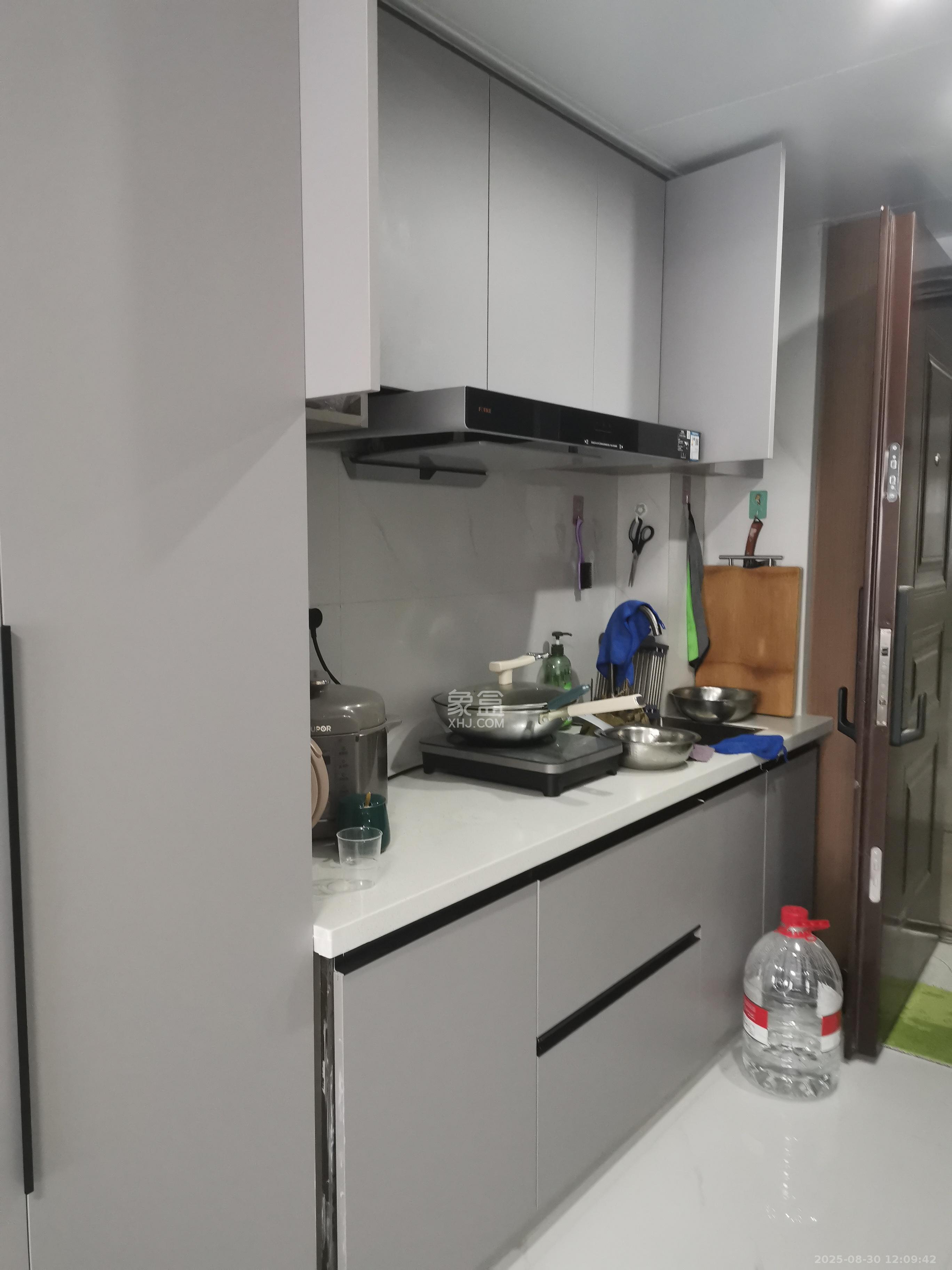 中海珑悦府  1室0厅0卫    1400.0元/月 中海珑悦府  1室0厅0卫    1400.0元/月室内图