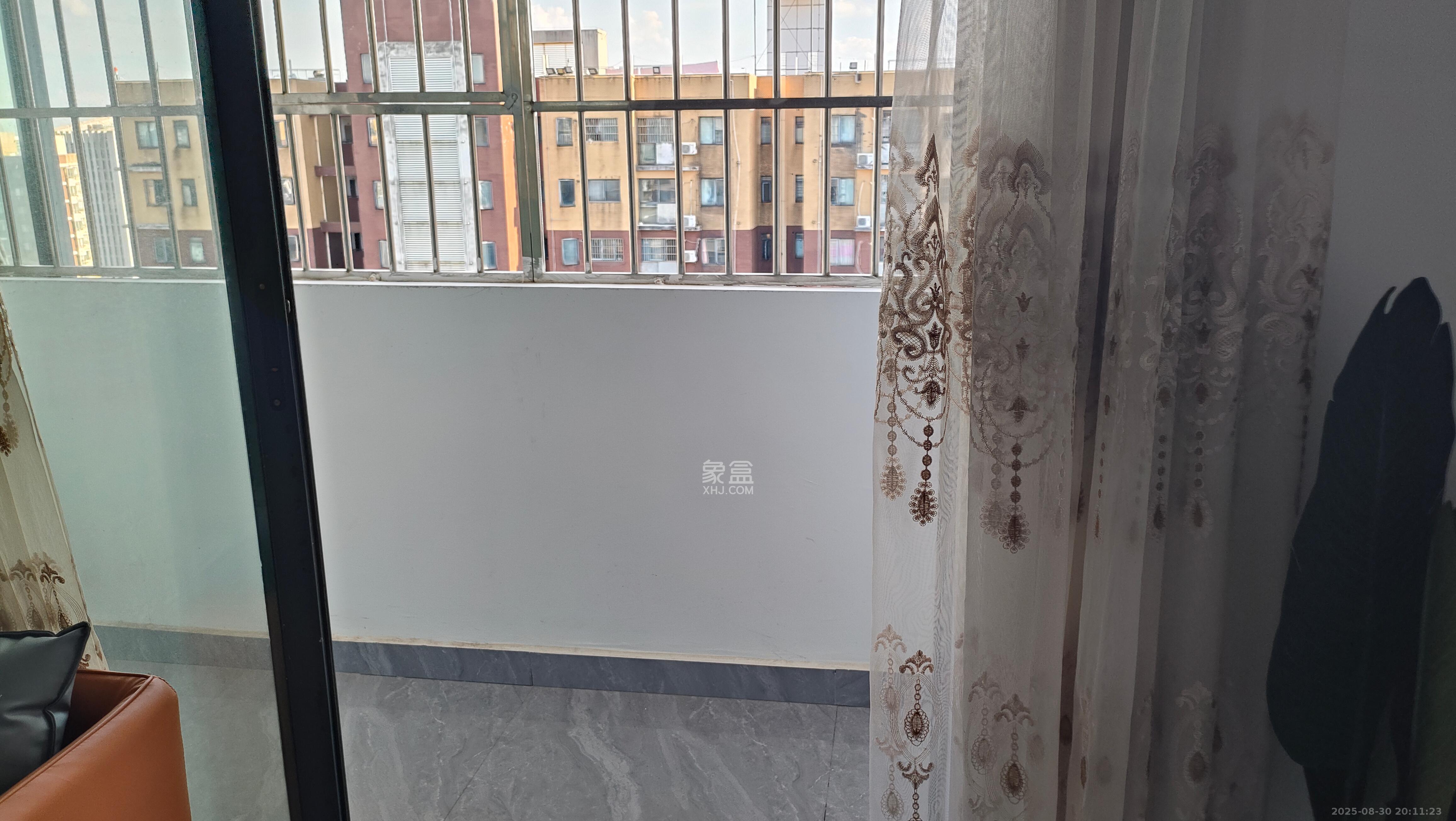 中国铁建国际城一期  3室2厅1卫   2200.00元/月室内图