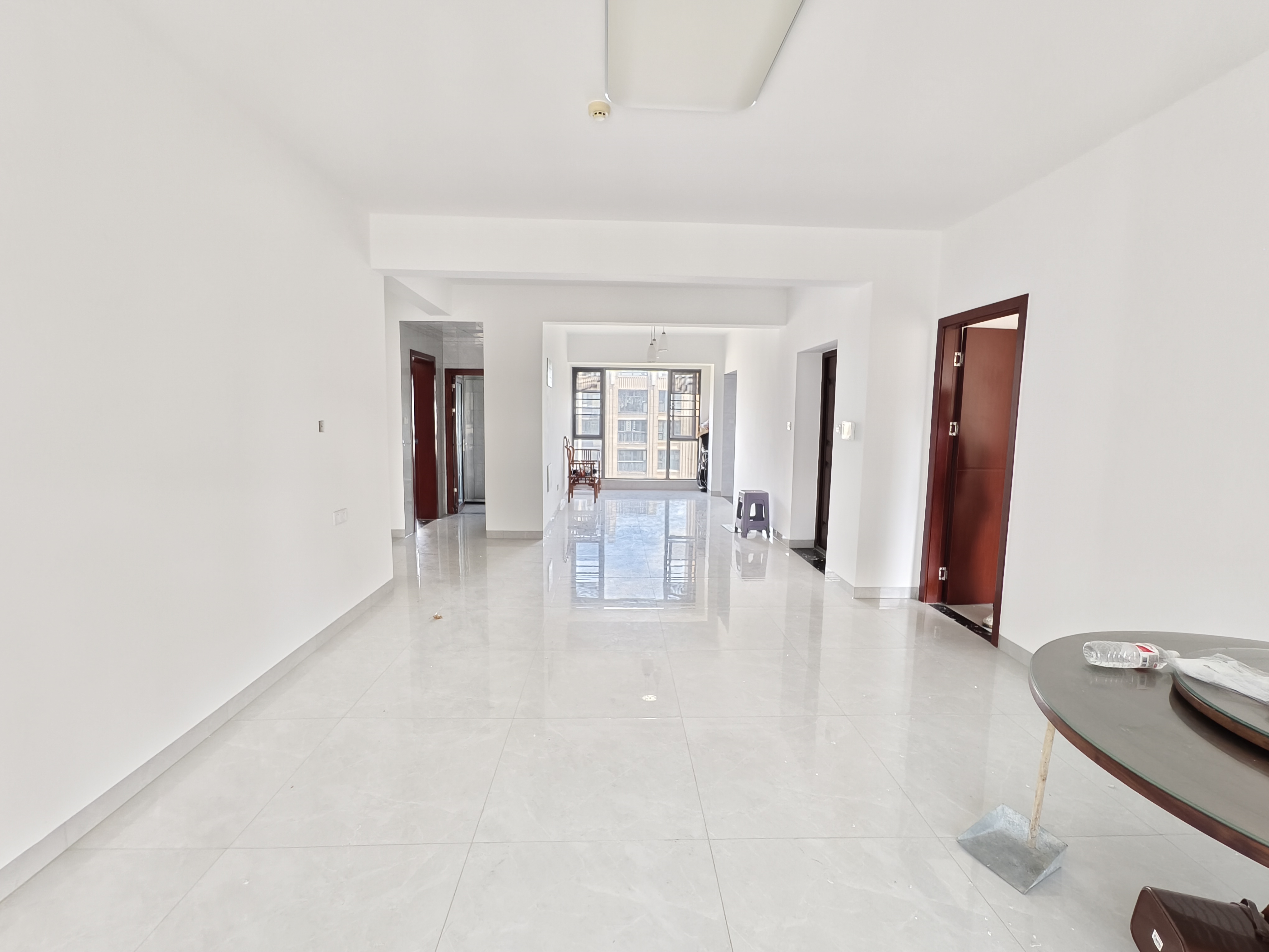 海航豪庭北苑  3室2厅2卫    4500.0元/月室内图