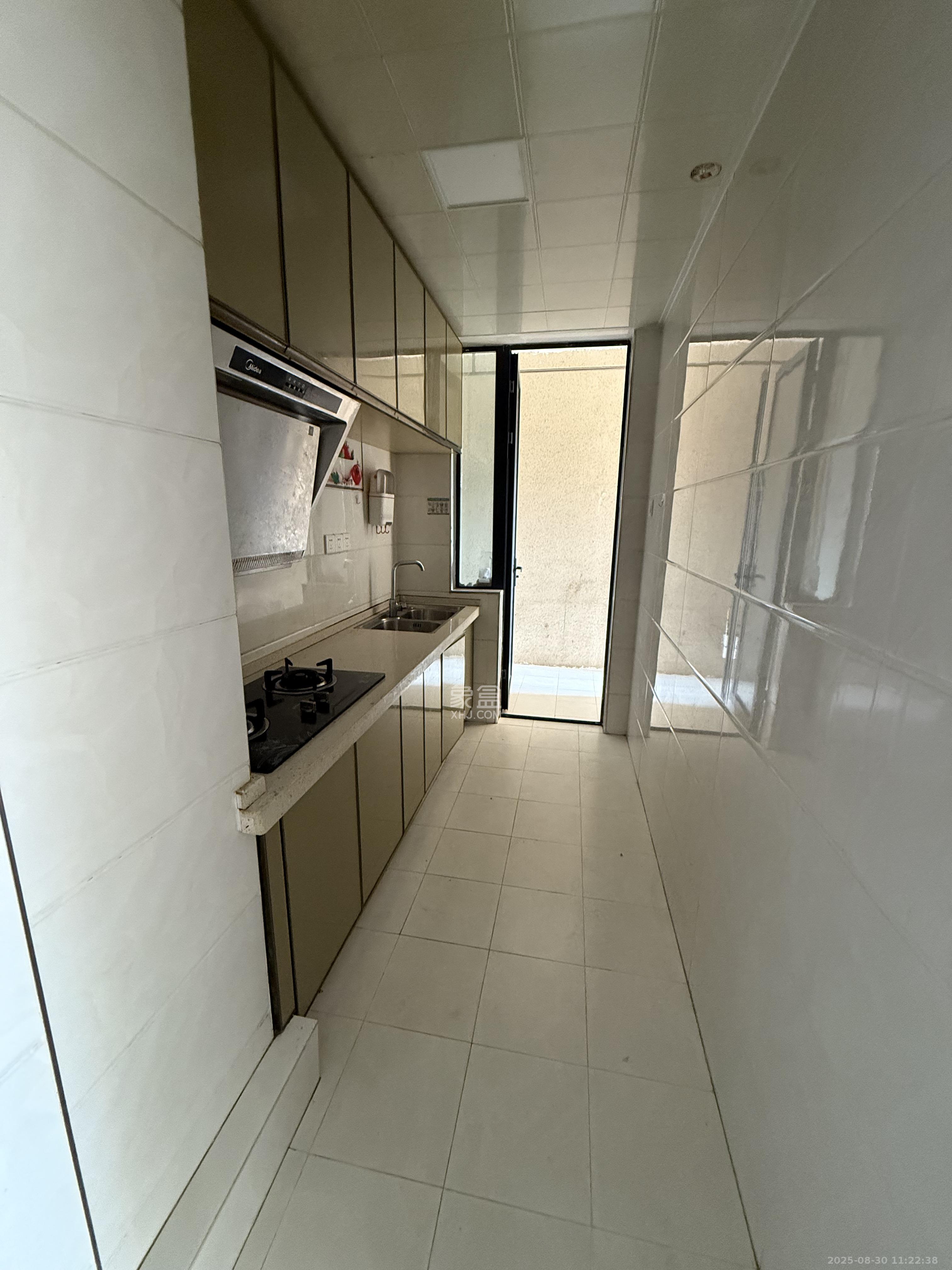 中海梅溪湖壹号  3室2厅1卫    2000.0元/月 中海梅溪湖壹号  3室2厅1卫    2000.0元/月室内图