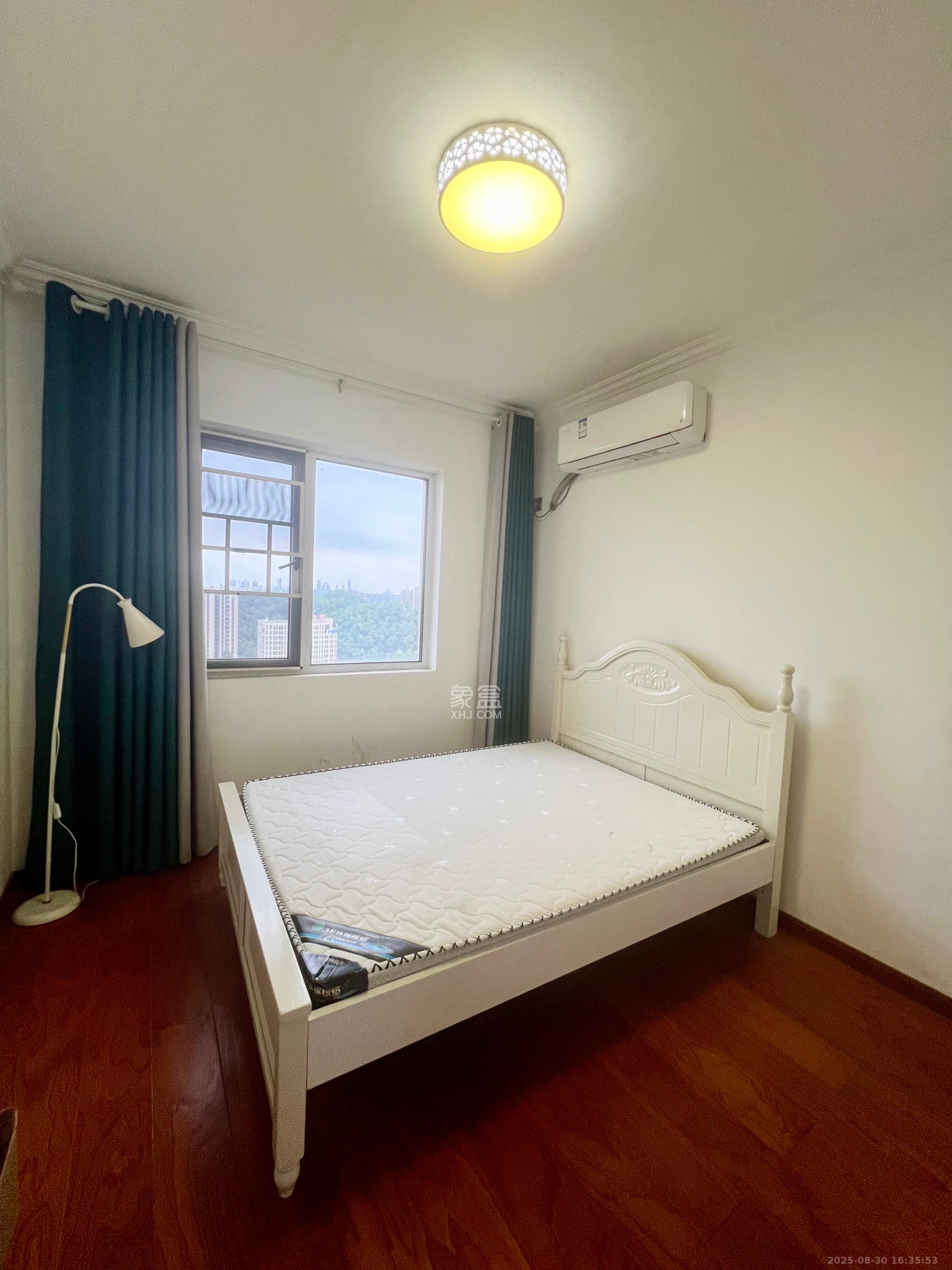 钱隆世家  3室2厅1卫    2000.0元/月 钱隆世家  3室2厅1卫    2000.0元/月室内图