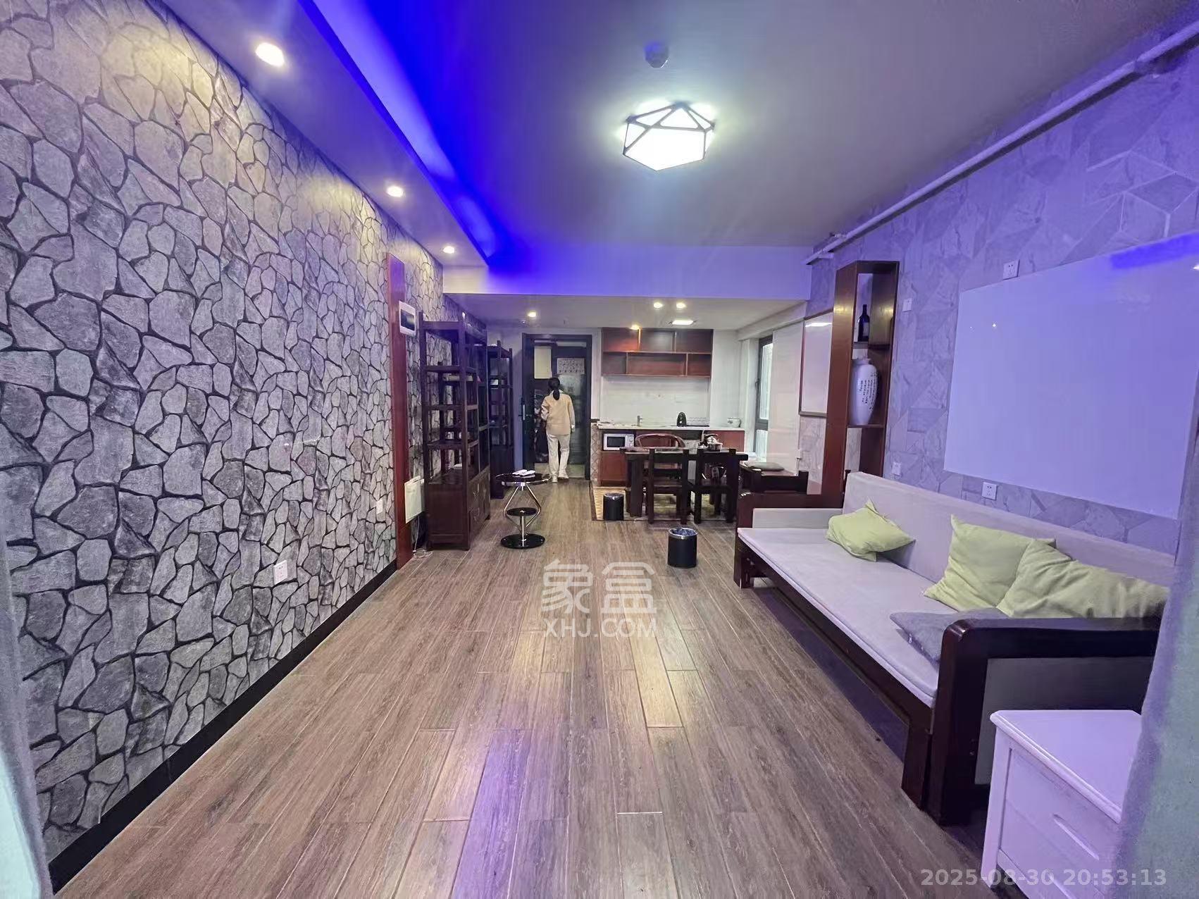 复地星光天地 1室0厅1卫 2200.0元/月 复地星光天地 1室0厅1卫 2200.0元/月室内图