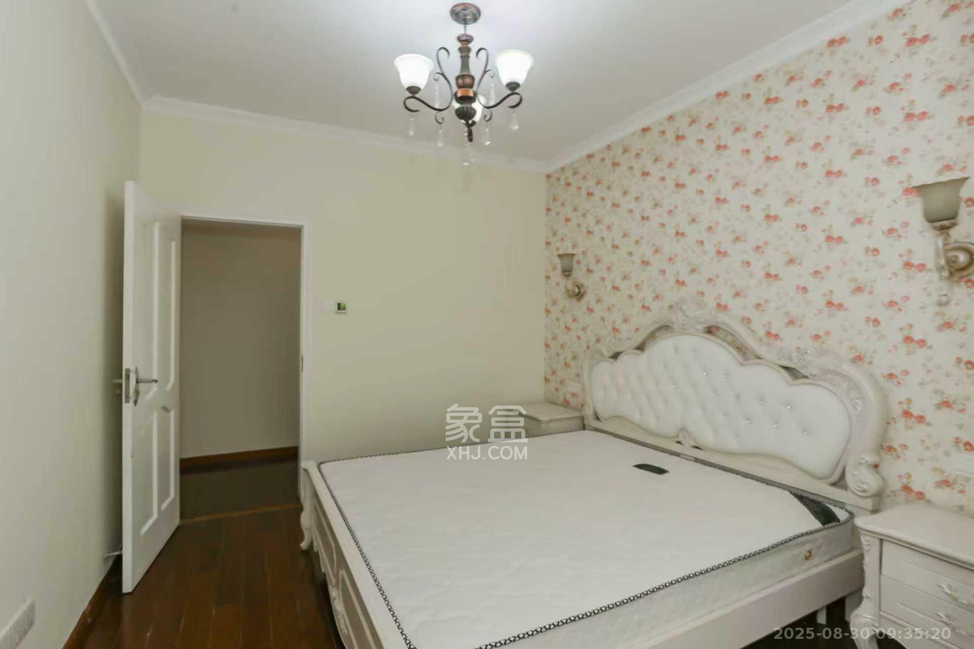 北京御园一二期(国泰嘉园) 4室2厅2卫 4600.0元/月 北京御园一二期(国泰嘉园) 4室2厅2卫 4600.0元/月室内图