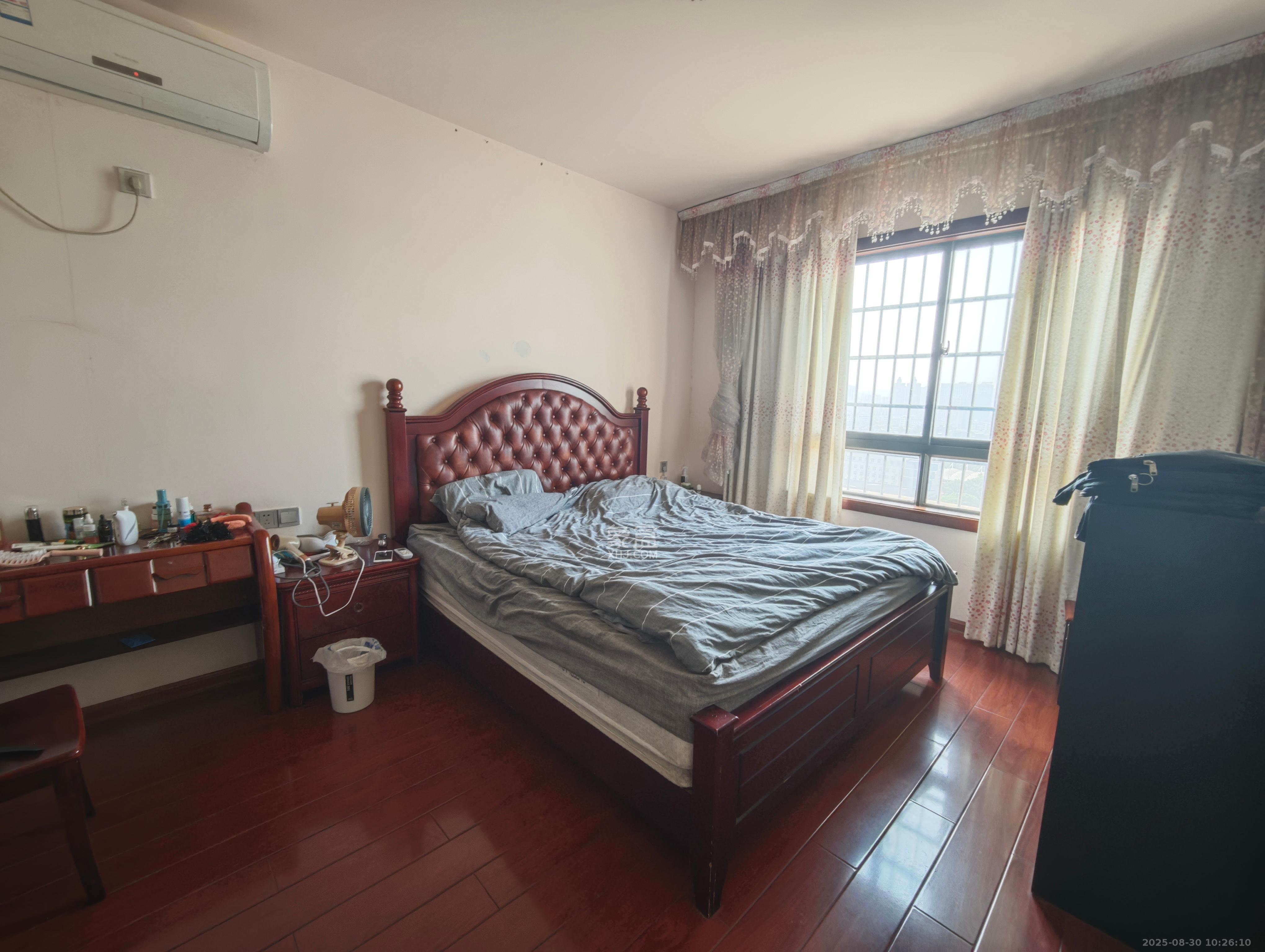 优山美地  3室2厅1卫    2300.0元/月 优山美地  3室2厅1卫    2300.0元/月室内图