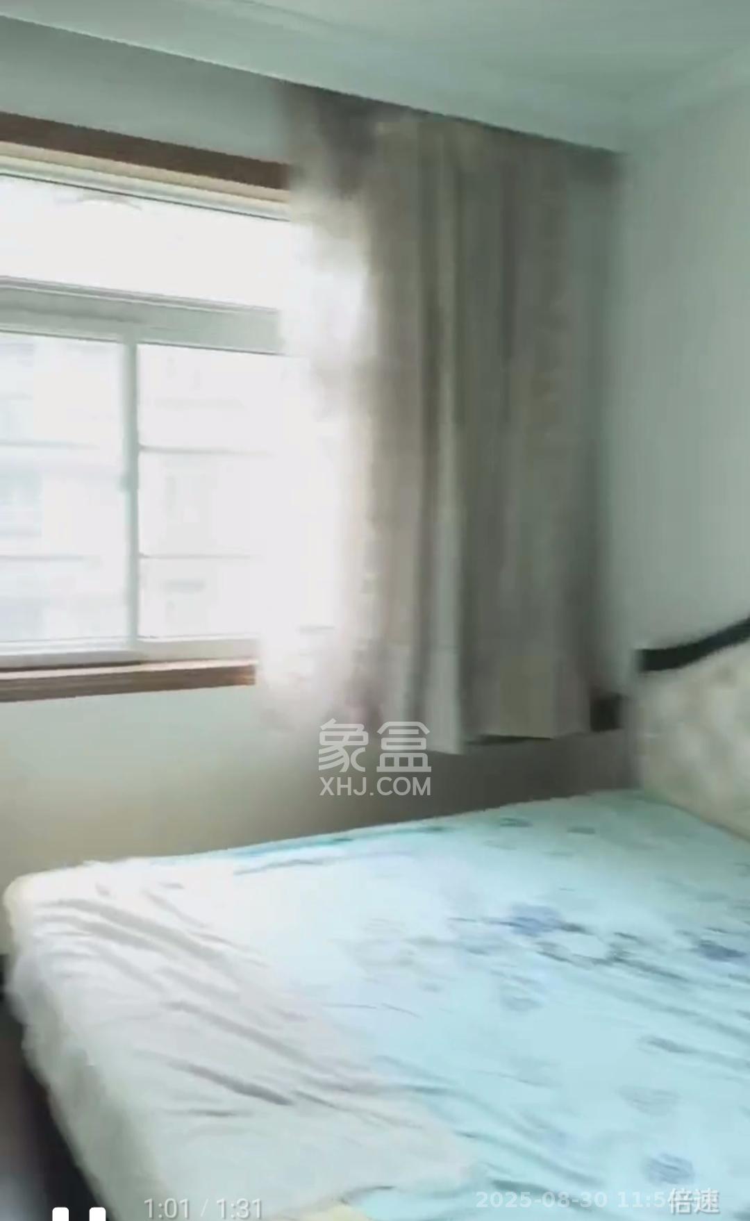 欣安小区  3室2厅2卫   1400.00元/月室内图