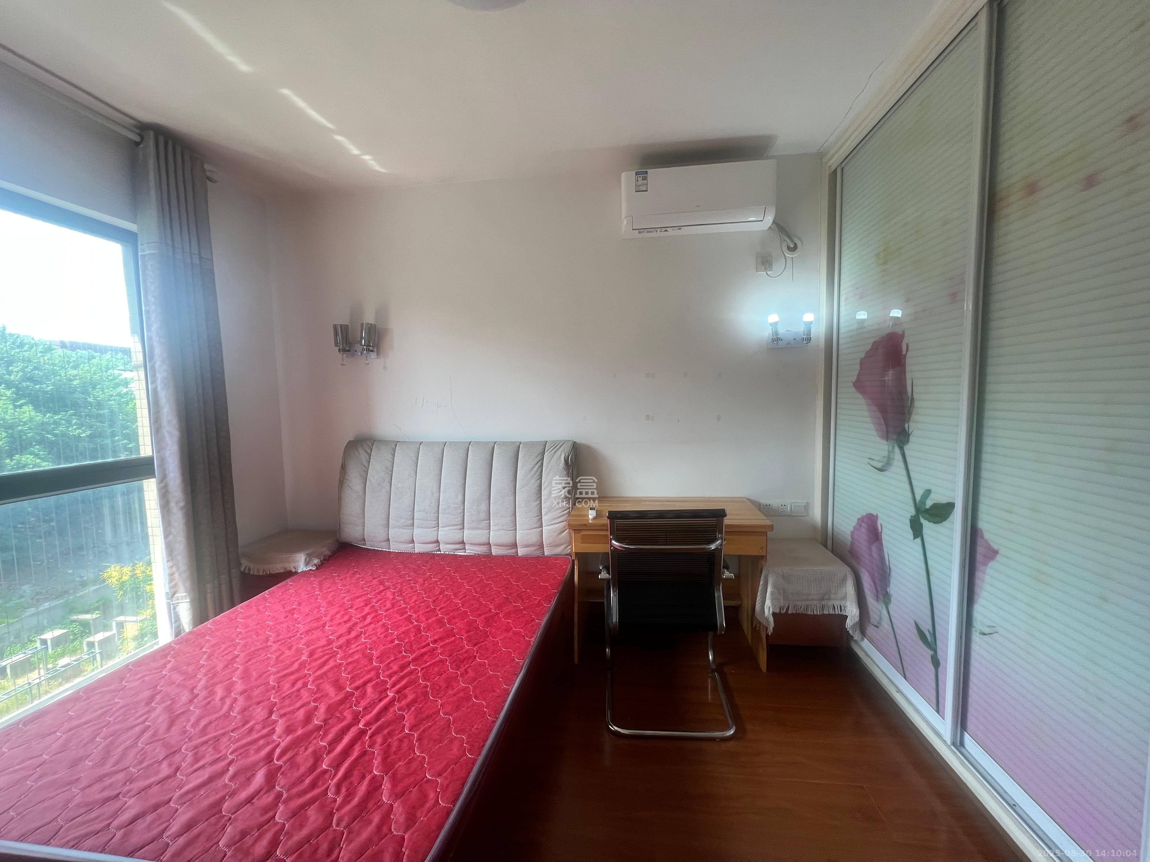 优山美地  3室2厅2卫    2200.0元/月室内图