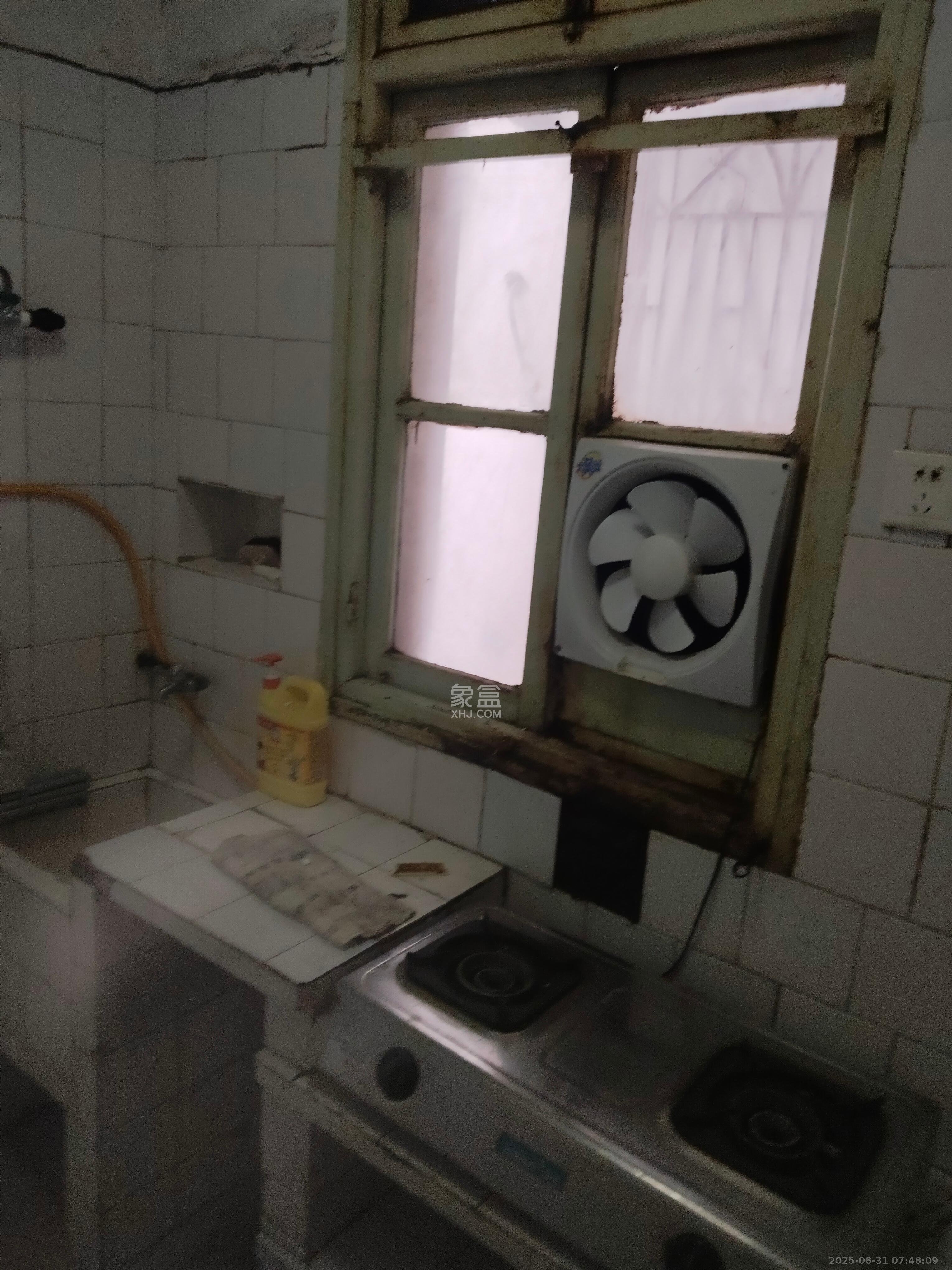 红旗区五片  2室1厅1卫    1600.0元/月室内图