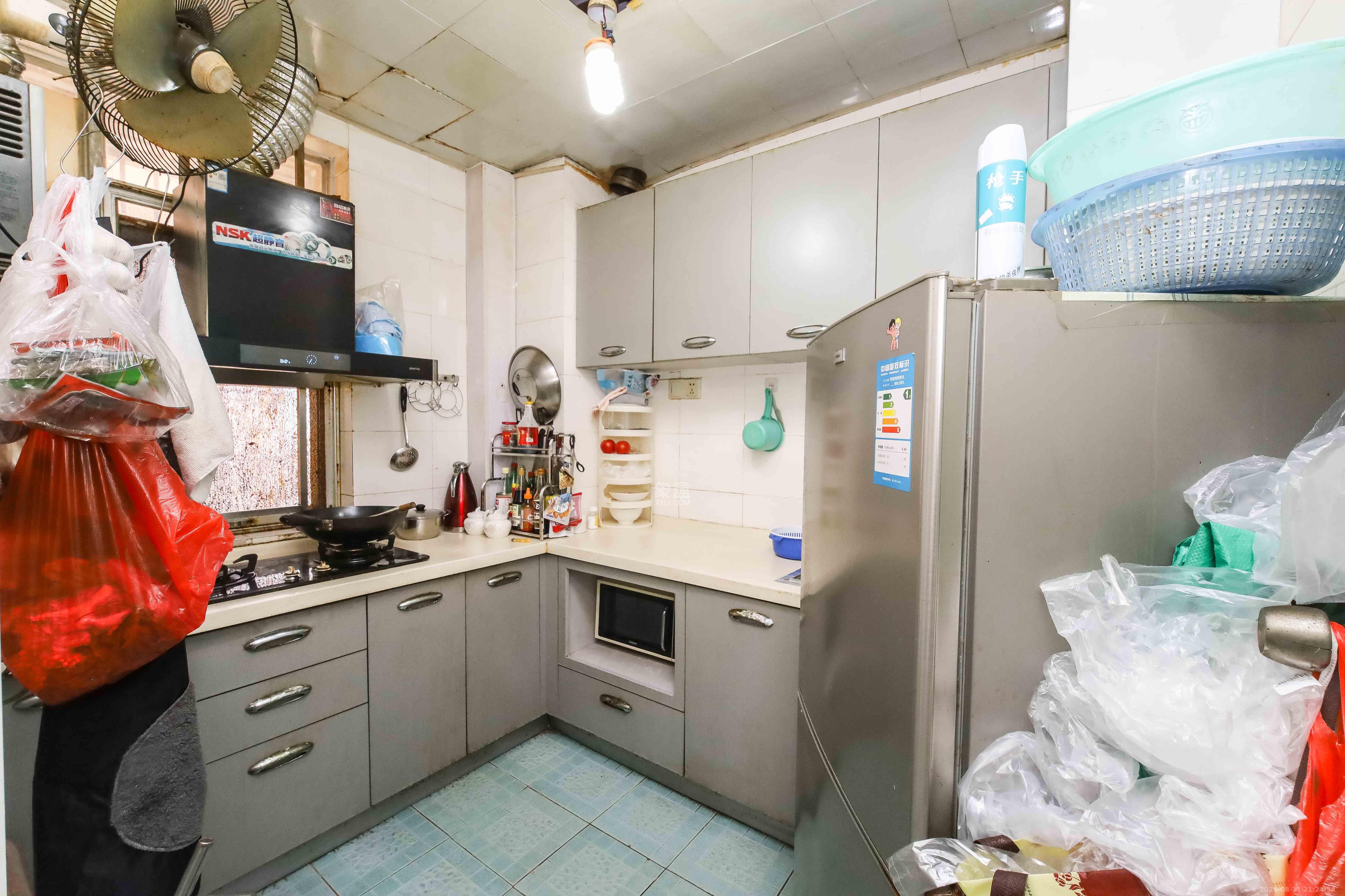 雄踞都市东家  2室2厅1卫    65.0万厨房