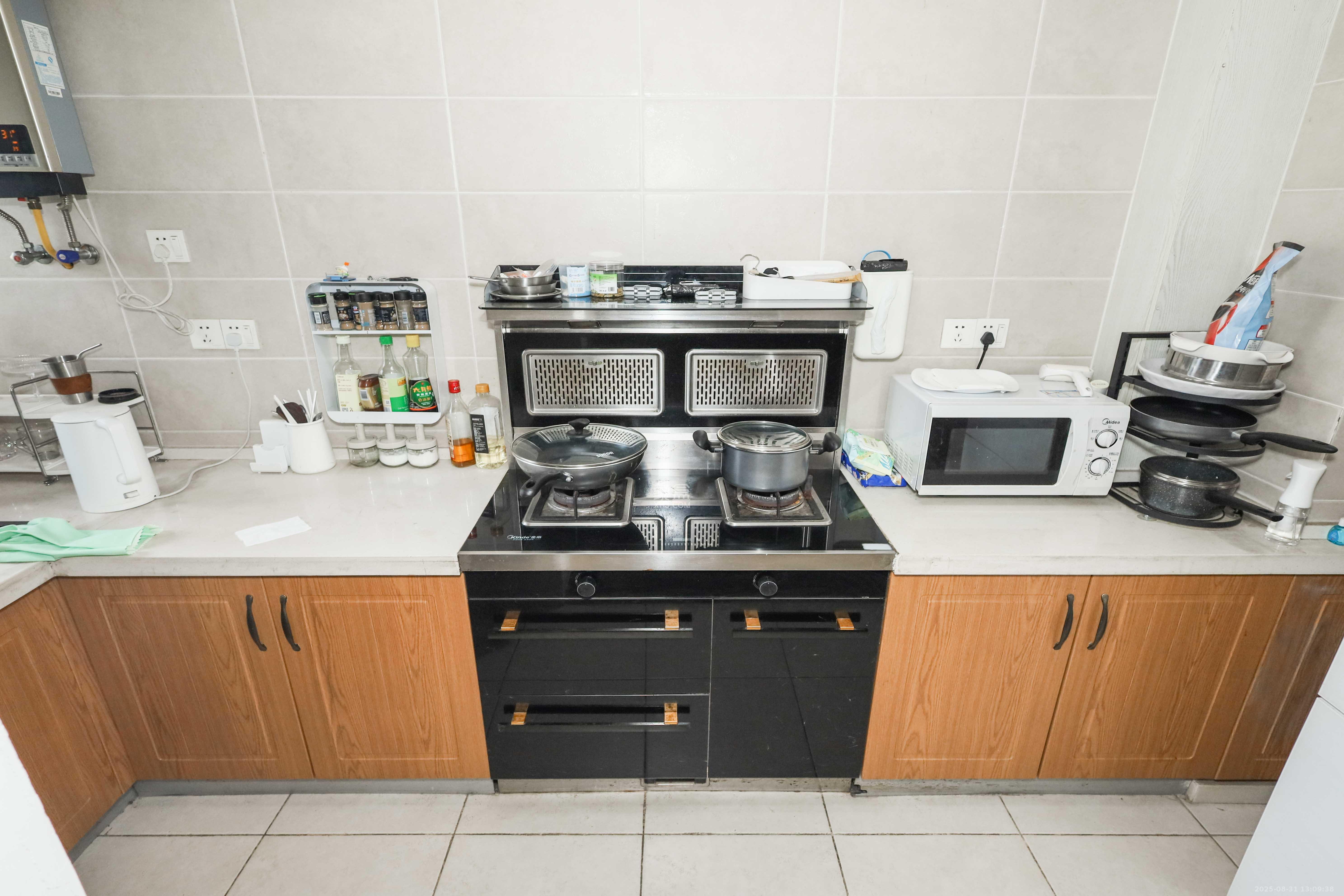 旭辉御府 3室2厅2卫 120.0万 旭辉御府 3室2厅2卫 120.0万厨房