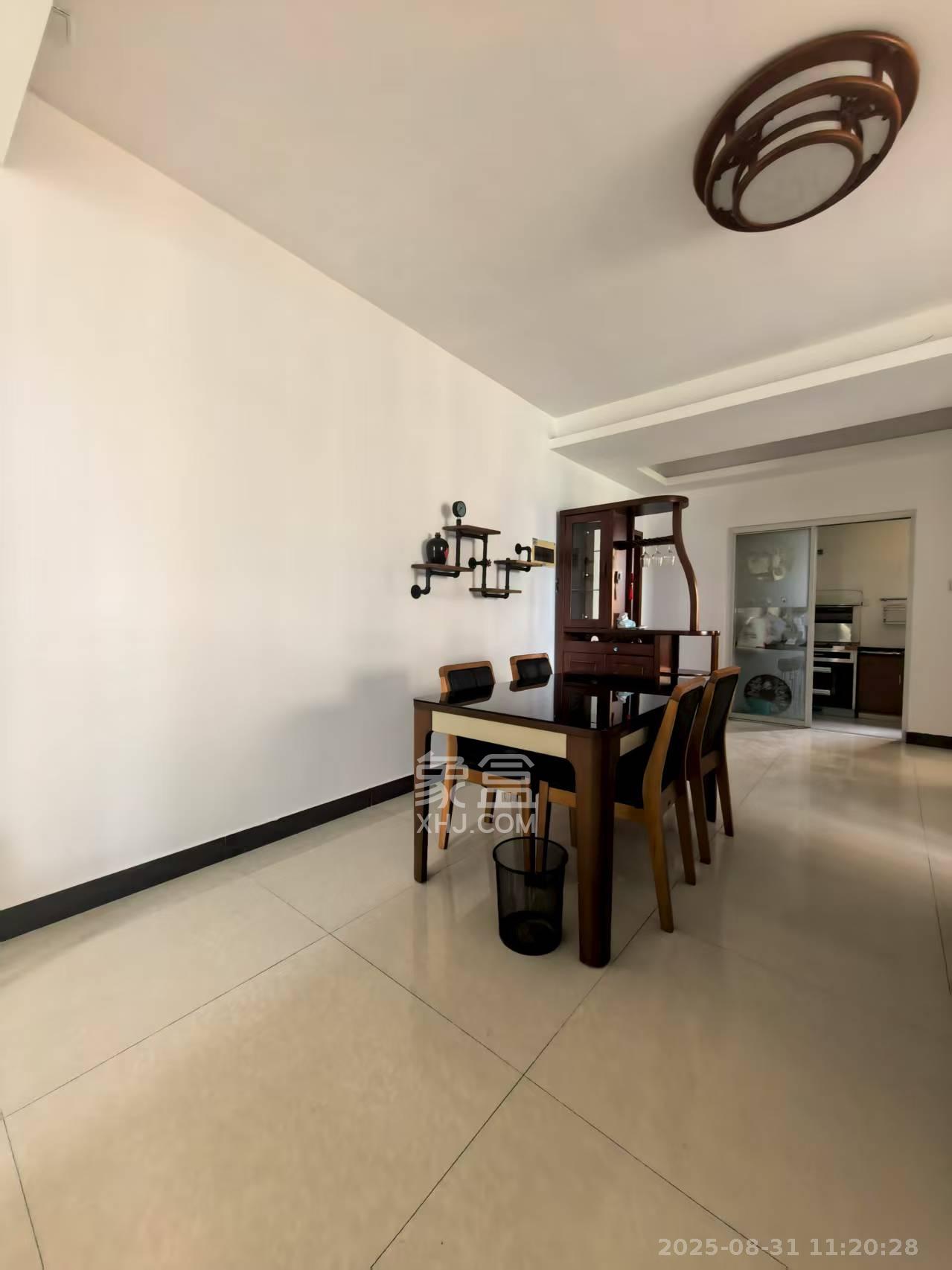 爱琴海岸  4室2厅2卫    2600.0元/月 爱琴海岸  4室2厅2卫    2600.0元/月室内图