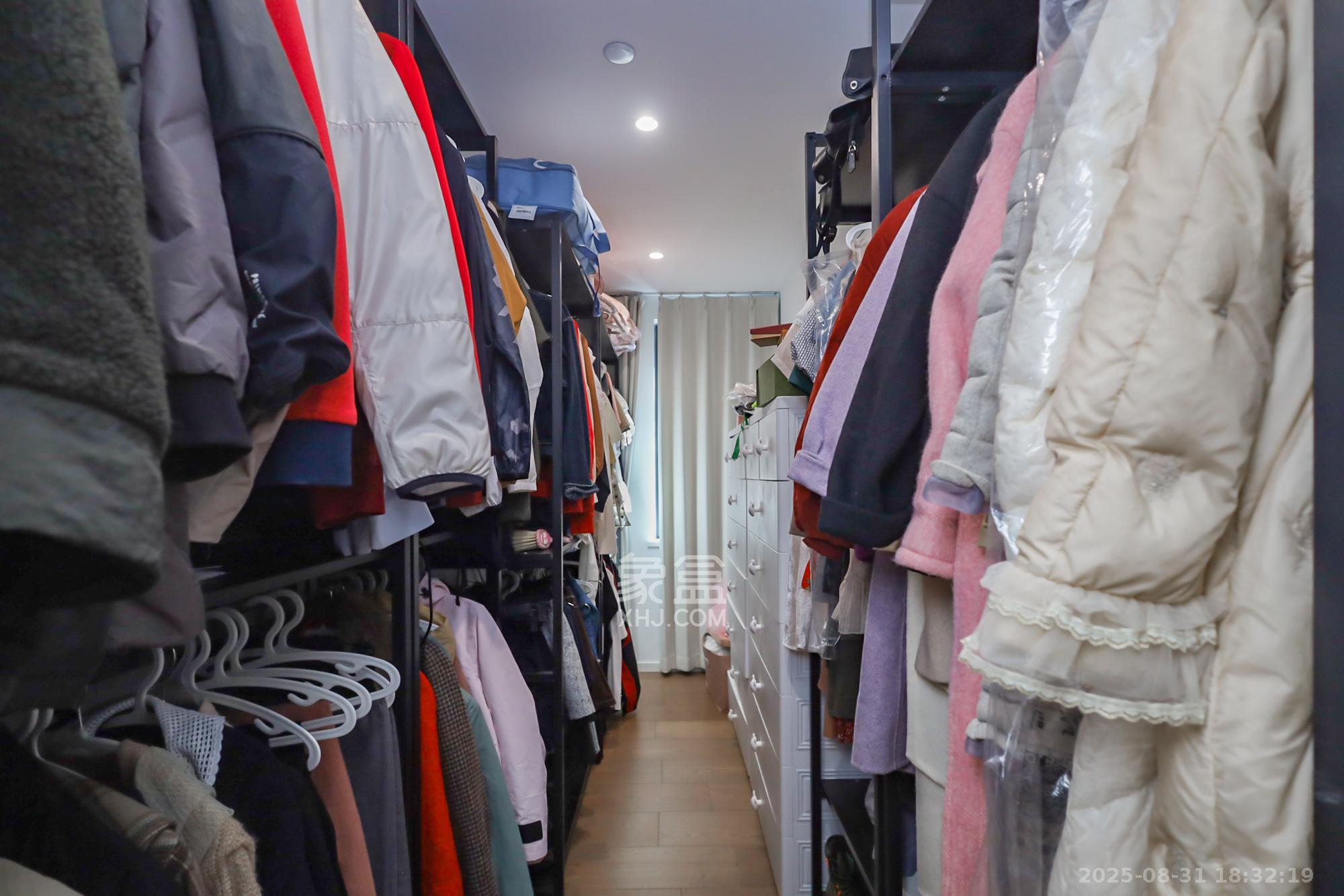 保利天禧C区  4室2厅4卫    650.0万 保利天禧C区  4室2厅4卫    650.0万其他