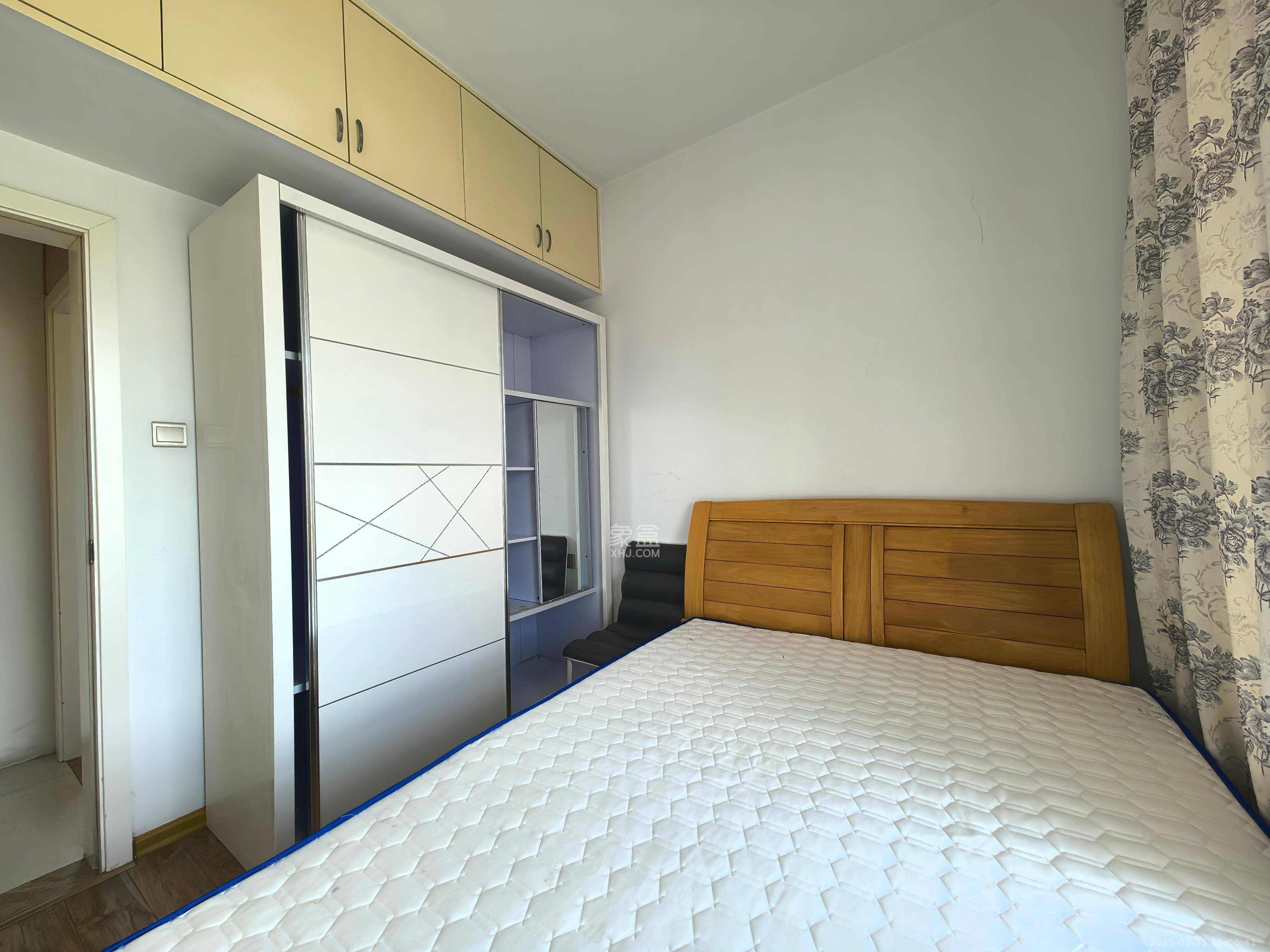 莱茵城  3室2厅2卫    2200.0元/月 莱茵城  3室2厅2卫    2200.0元/月室内图