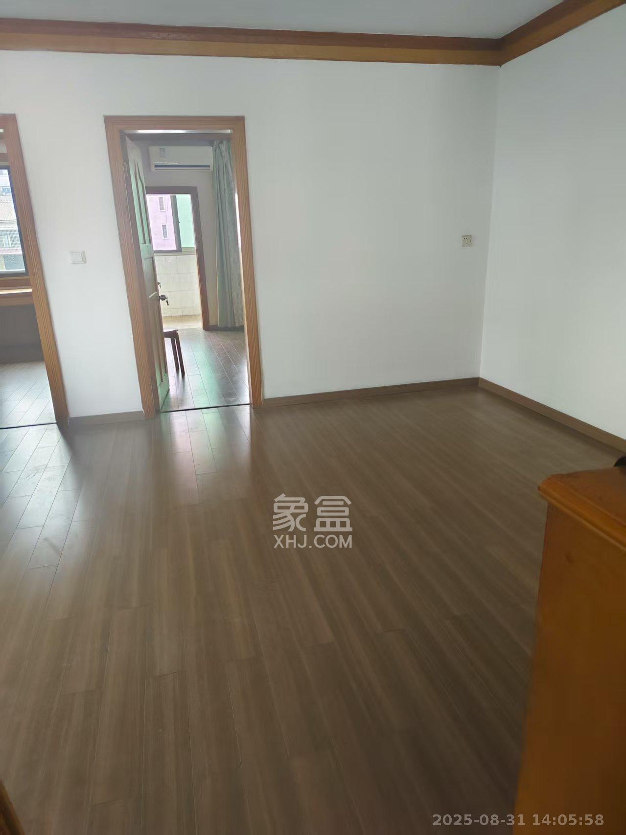 涂家冲社区(涂新小区、农商银行宿舍) 2室2厅1卫 1800.0元/月 涂家冲社区(涂新小区、农商银行宿舍) 2室2厅1卫 1800.0元/月室内图