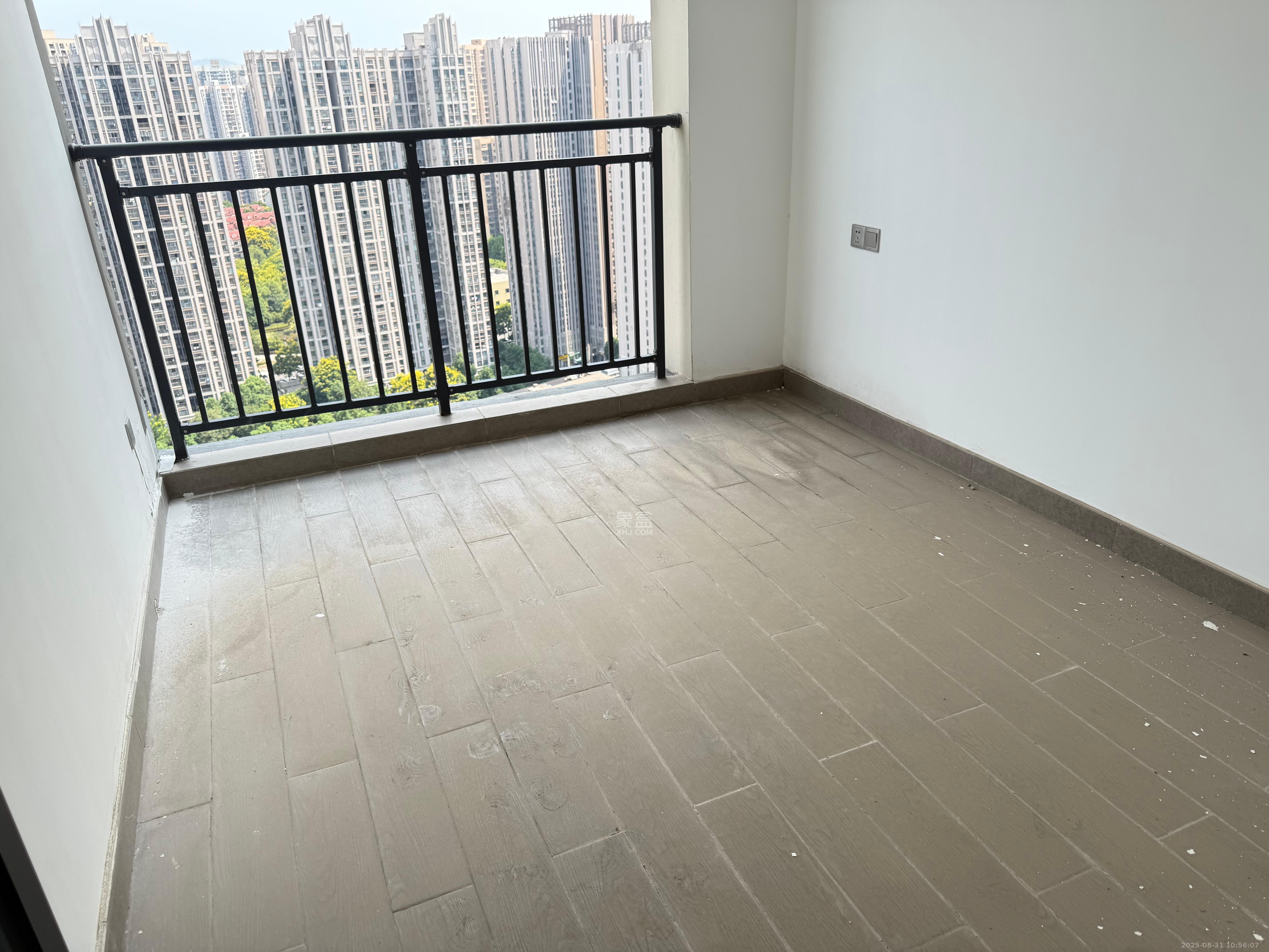 中海阅溪府  4室2厅2卫    3300.0元/月 中海阅溪府  4室2厅2卫    3300.0元/月室内图