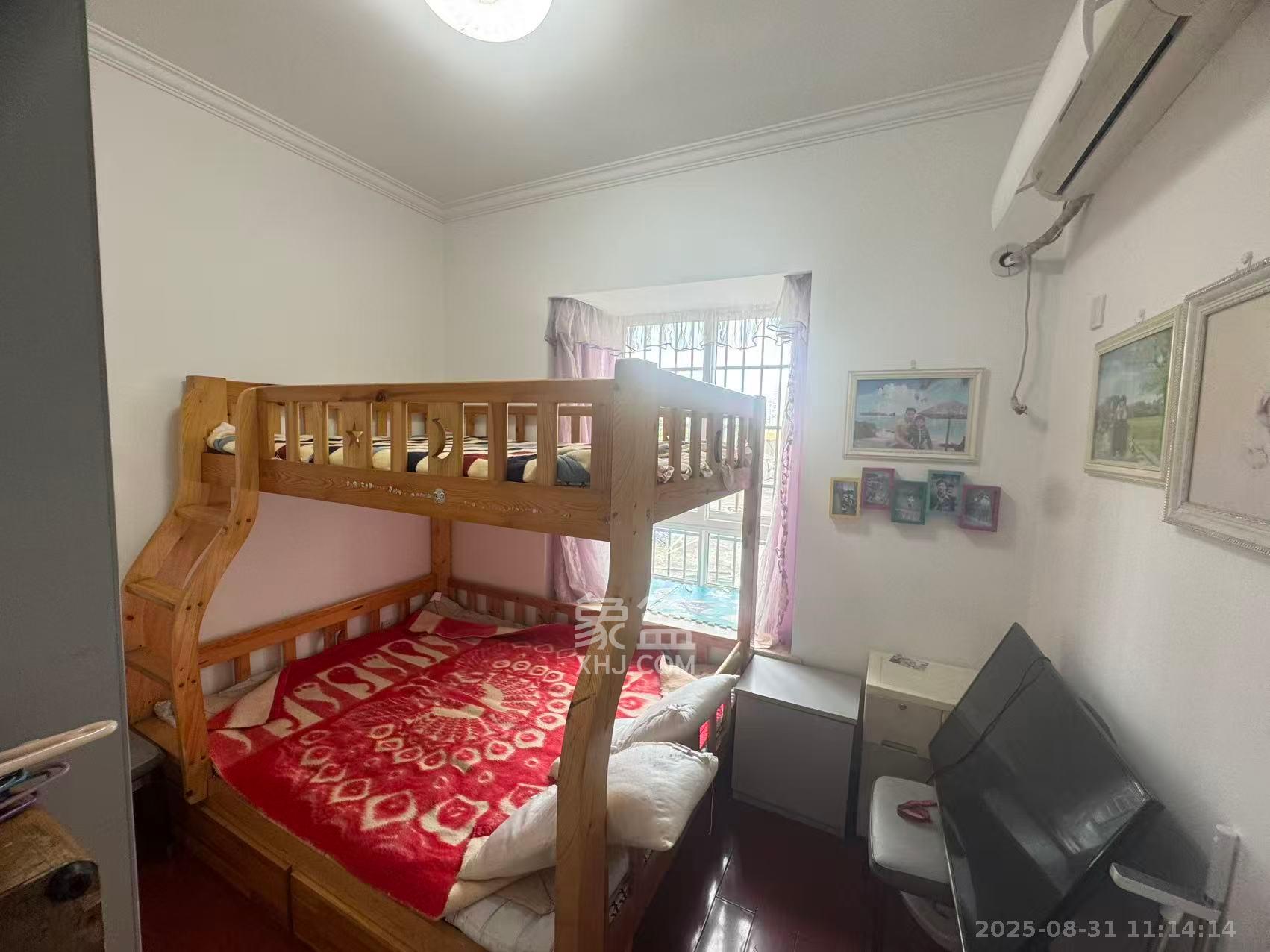 楚天世纪城东苑  4室2厅2卫    2200.0元/月室内图