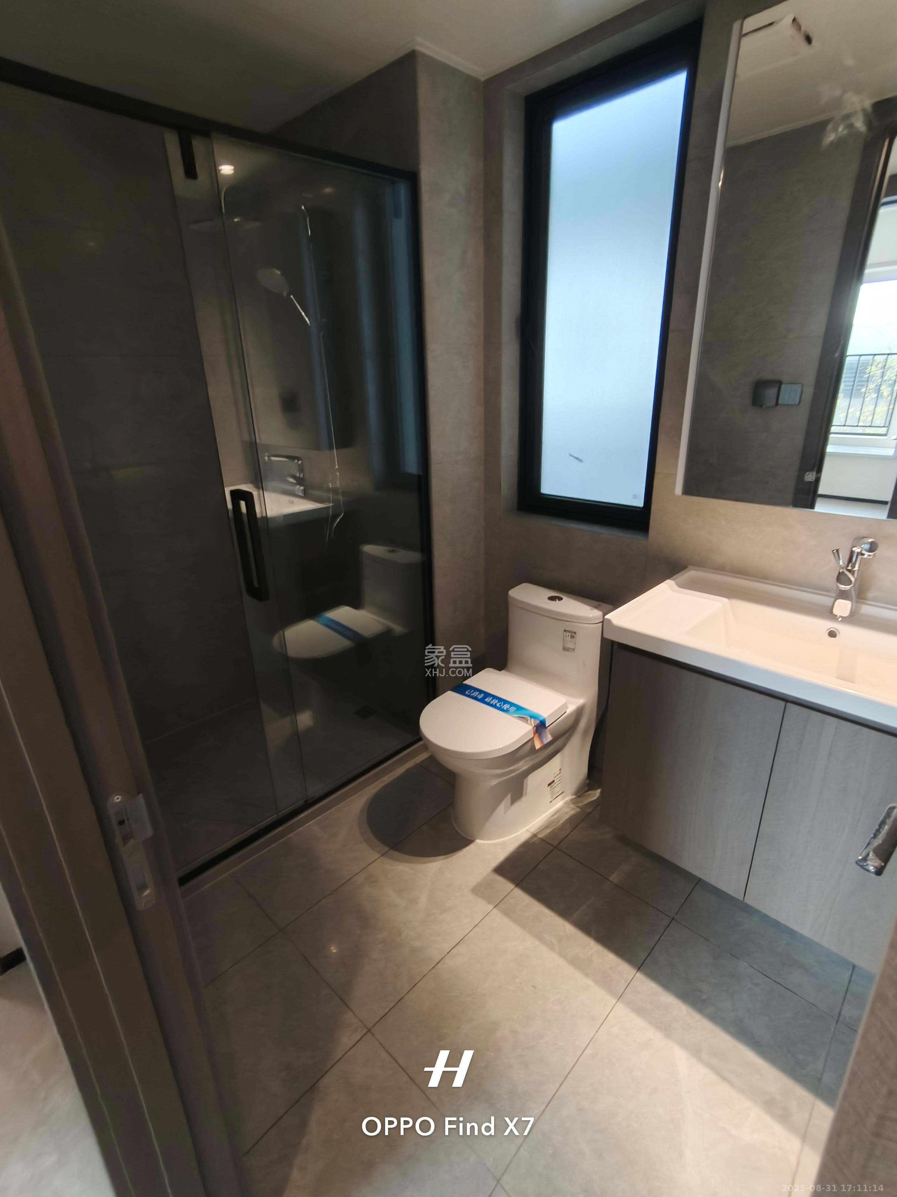 轨道万科璞悦湾  3室2厅2卫    4500.0元/月 轨道万科璞悦湾  3室2厅2卫    4500.0元/月室内图