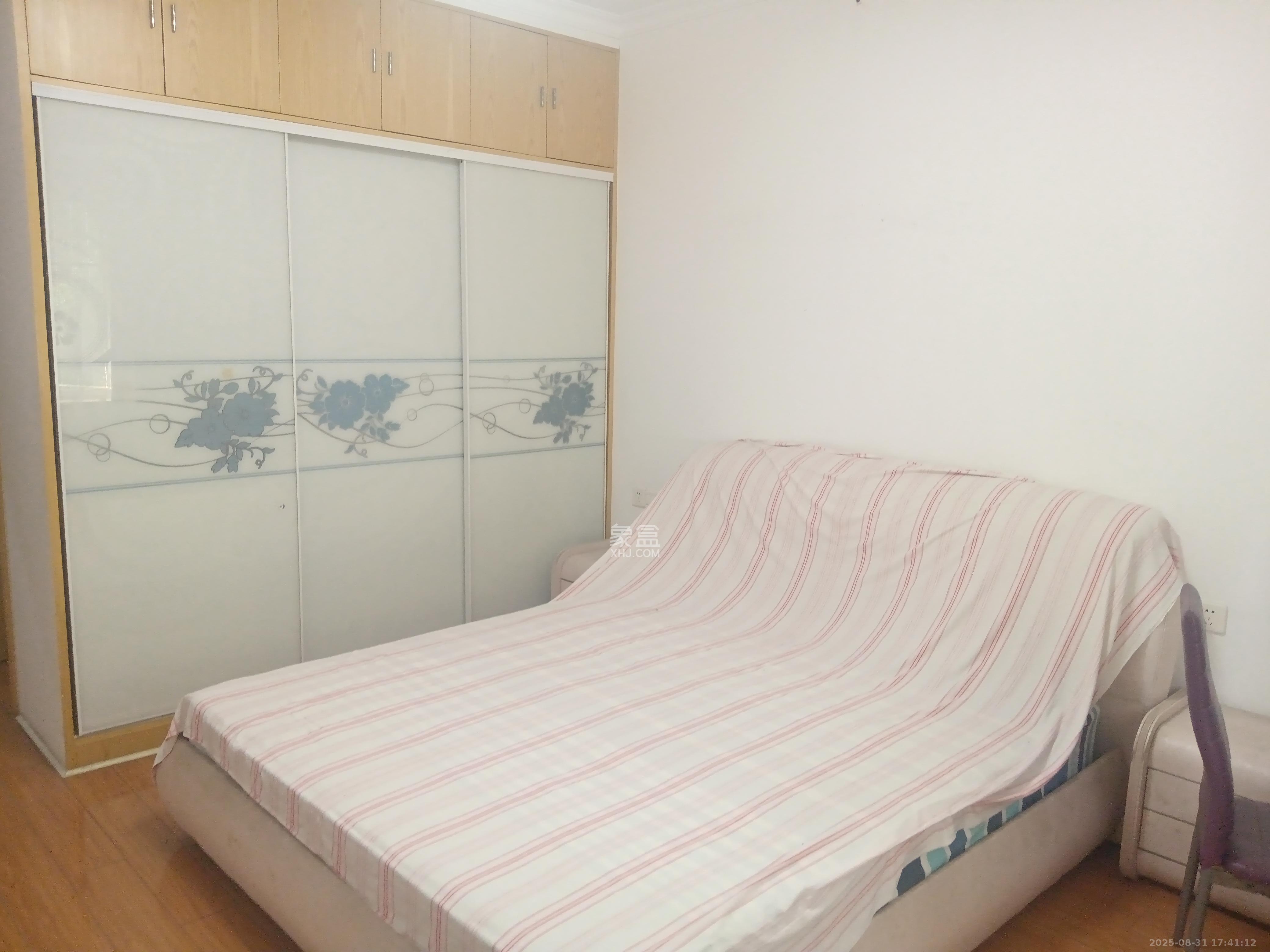 沁园春御院 3室2厅2卫 3500.0元/月 沁园春御院 3室2厅2卫 3500.0元/月室内图