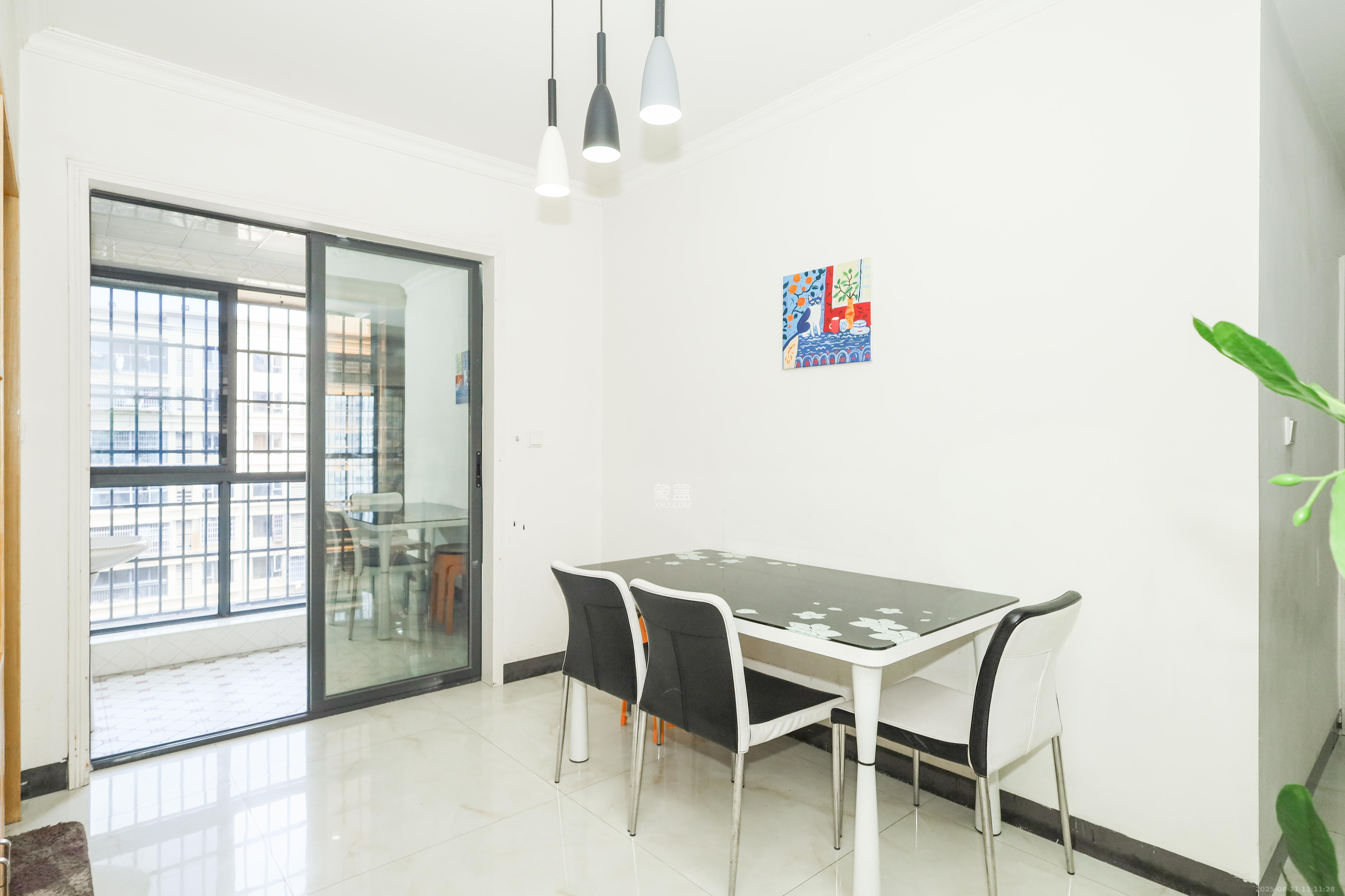 保利麓谷林语C区  3室2厅1卫    89.8万 保利麓谷林语C区  3室2厅1卫    89.8万其他