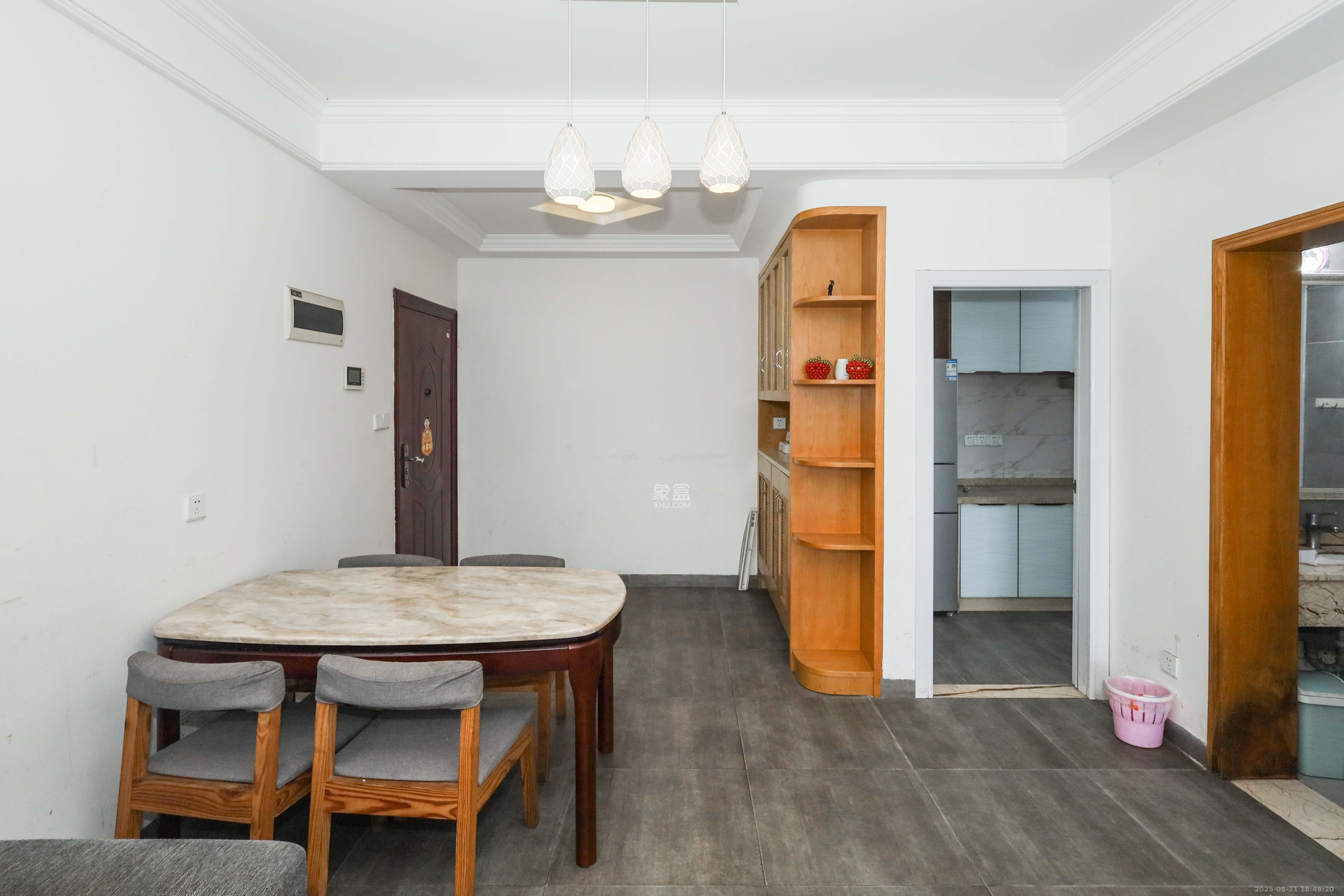 麓谷星辰  2室1厅1卫    72.0万 麓谷星辰  2室1厅1卫    72.0万其他