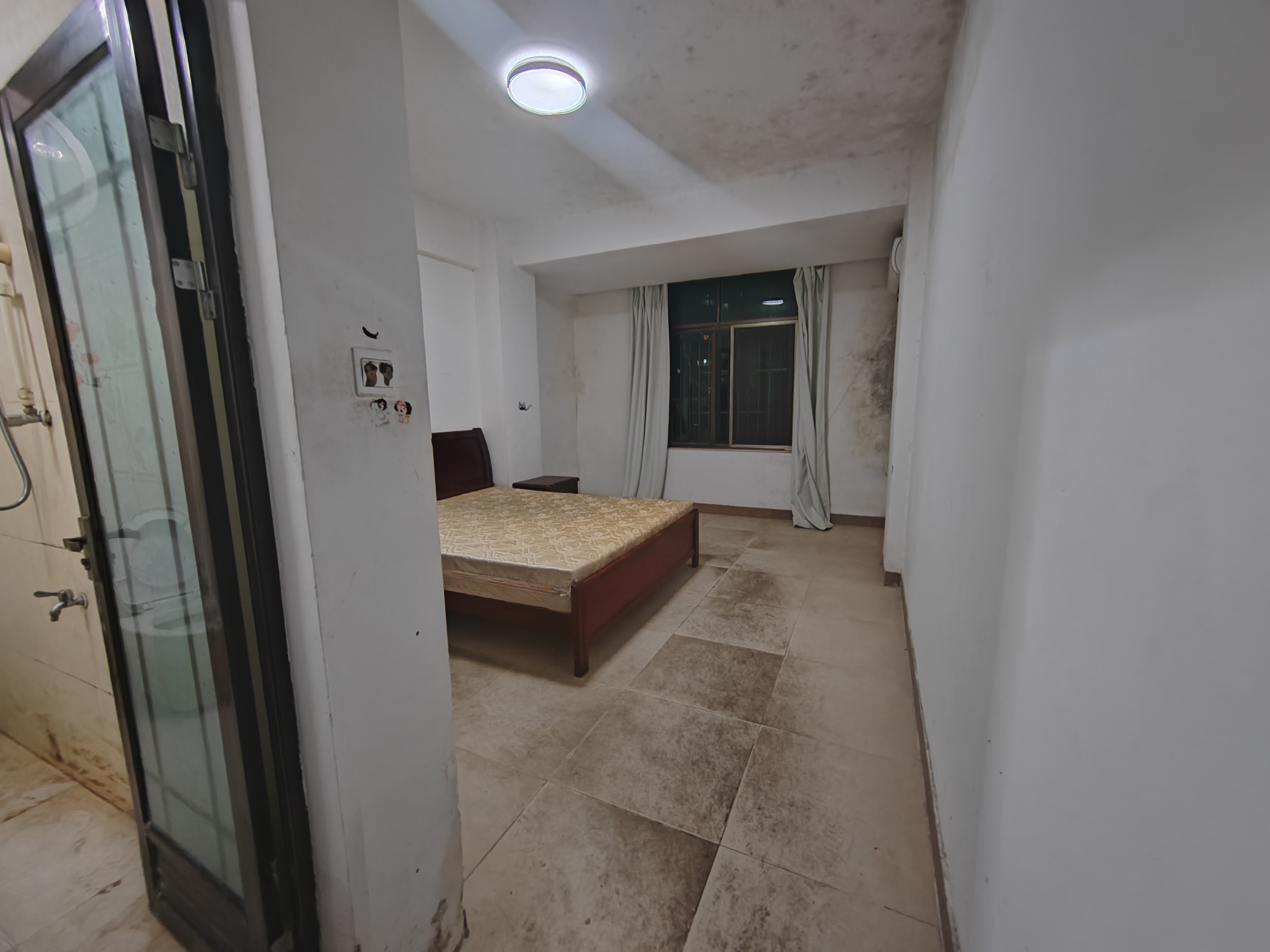 博南苑一期  3室2厅2卫    2300.0元/月 博南苑一期  3室2厅2卫    2300.0元/月室内图