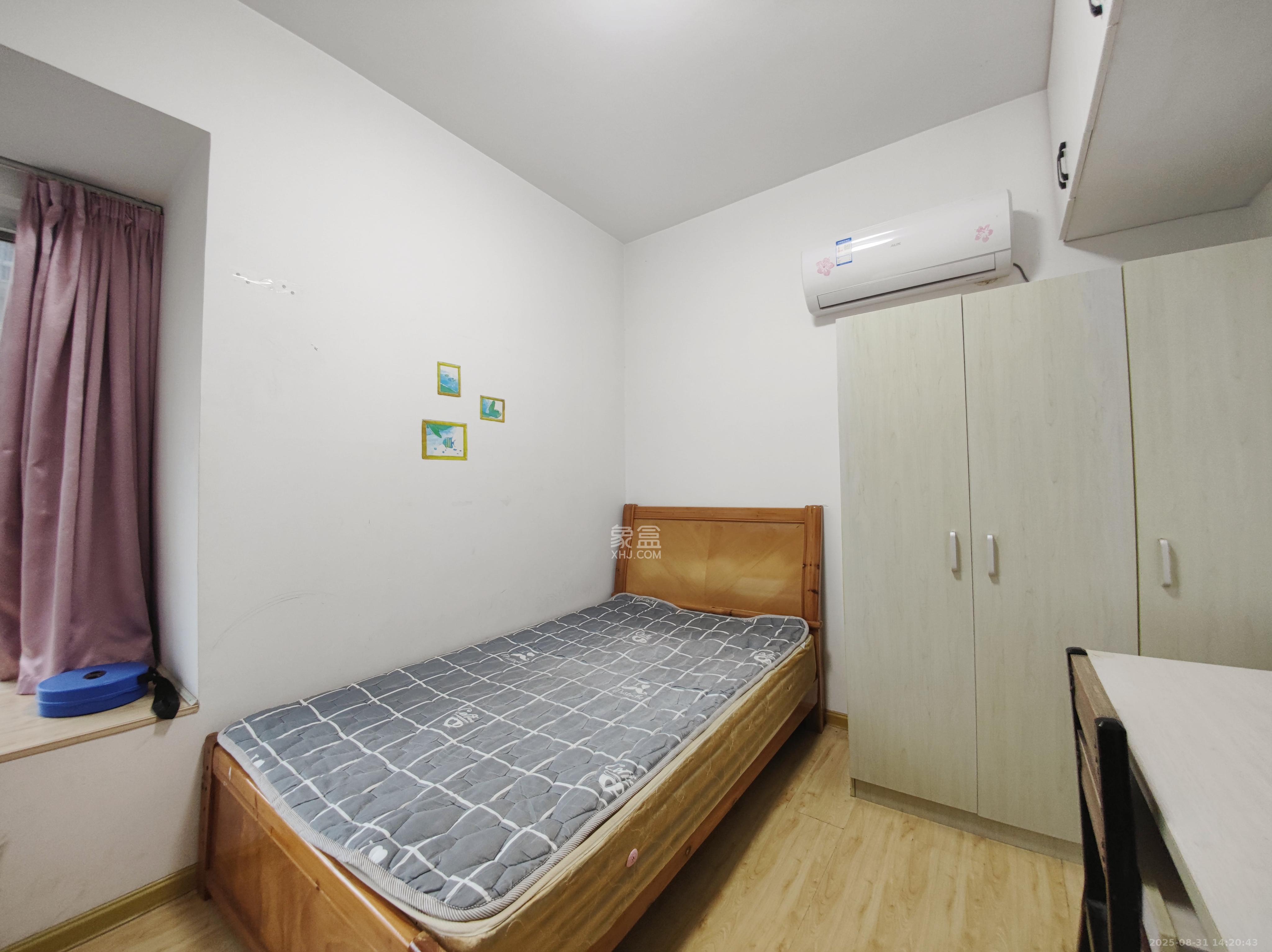 月湖兰庭  1室2厅1卫    2100.0元/月 月湖兰庭  1室2厅1卫    2100.0元/月室内图