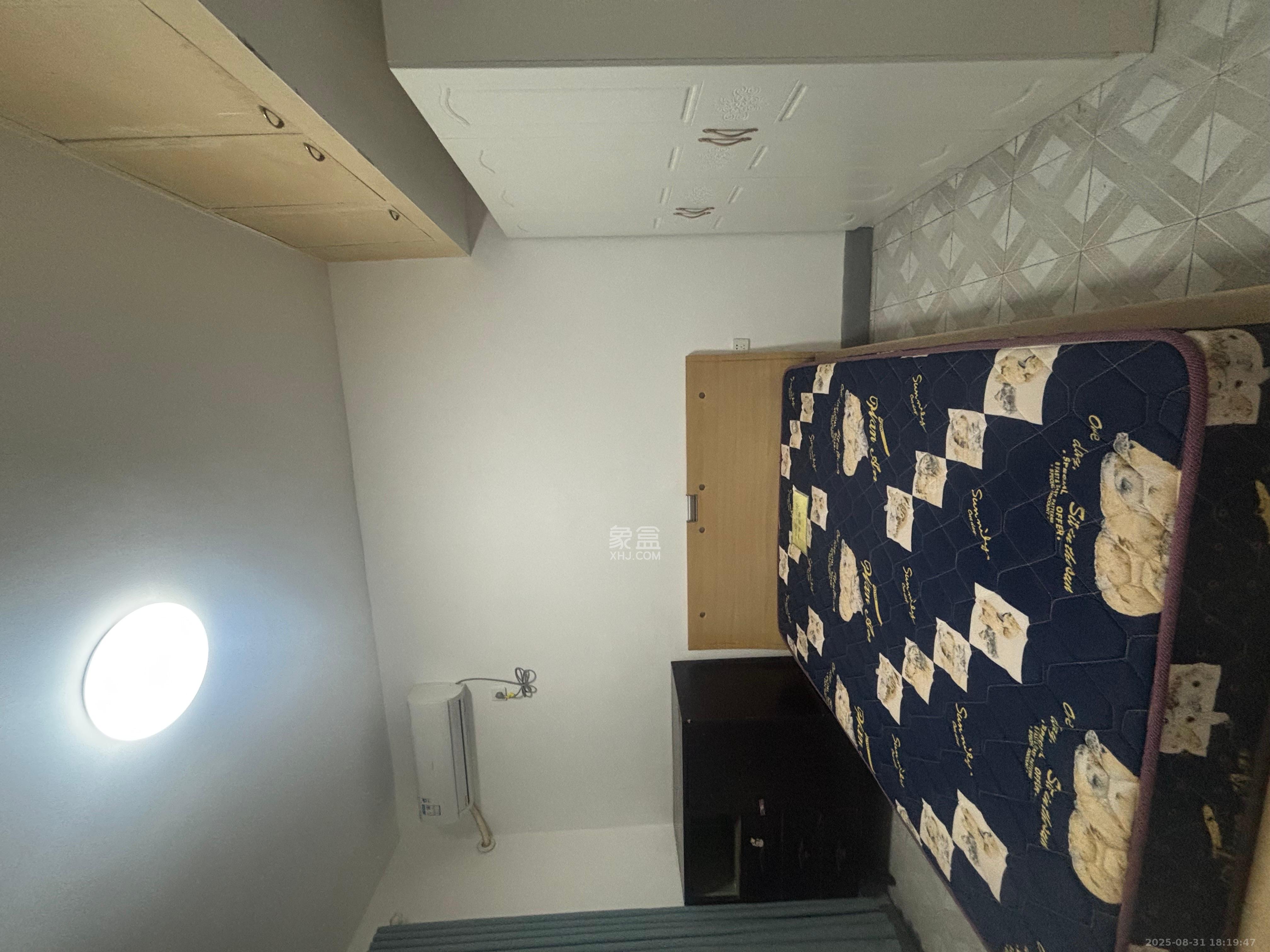 人民新村 3室1厅1卫 2100.0元/月 人民新村 3室1厅1卫 2100.0元/月室内图