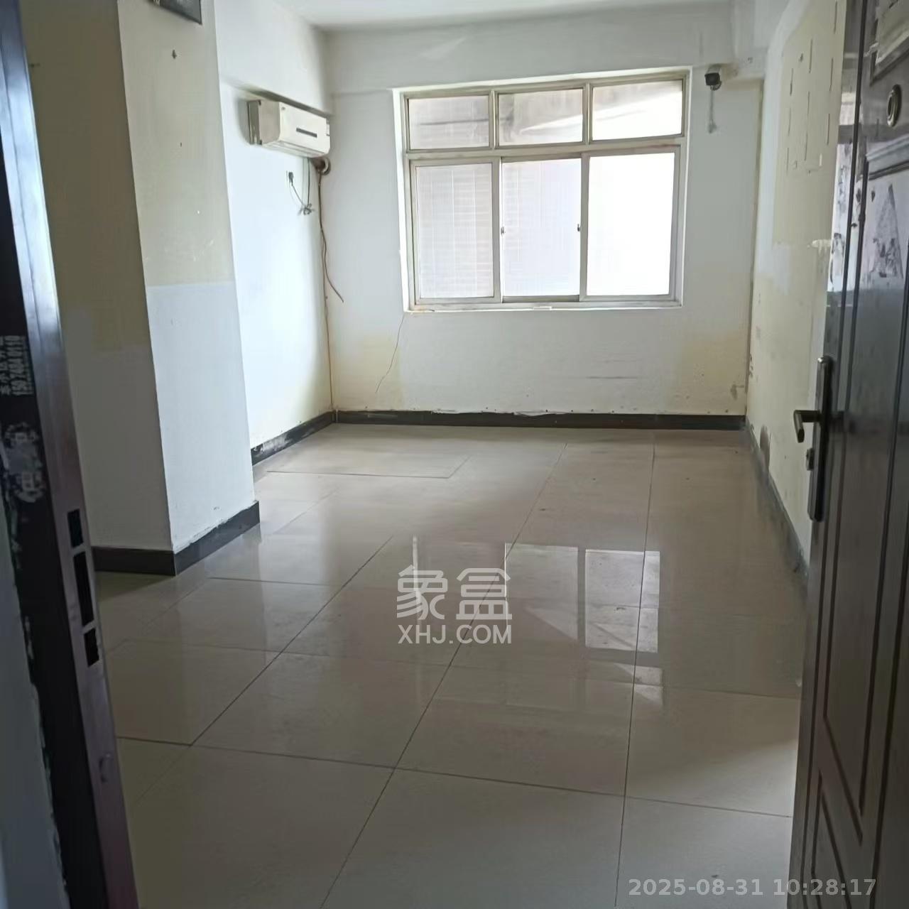 国储电脑城 2室1厅1卫 1700.0元/月 国储电脑城 2室1厅1卫 1700.0元/月室内图