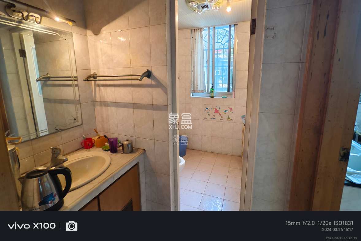 金科园  3室2厅1卫    2200.0元/月 金科园  3室2厅1卫    2200.0元/月室内图