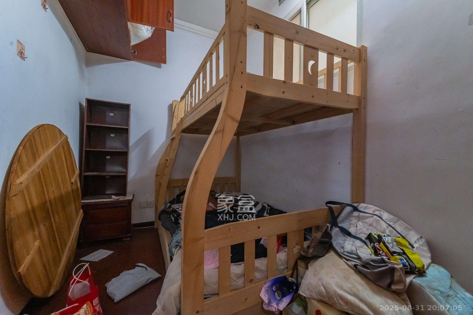 广泰家园 2室1厅1卫 26.5万 广泰家园 2室1厅1卫 26.5万卧室