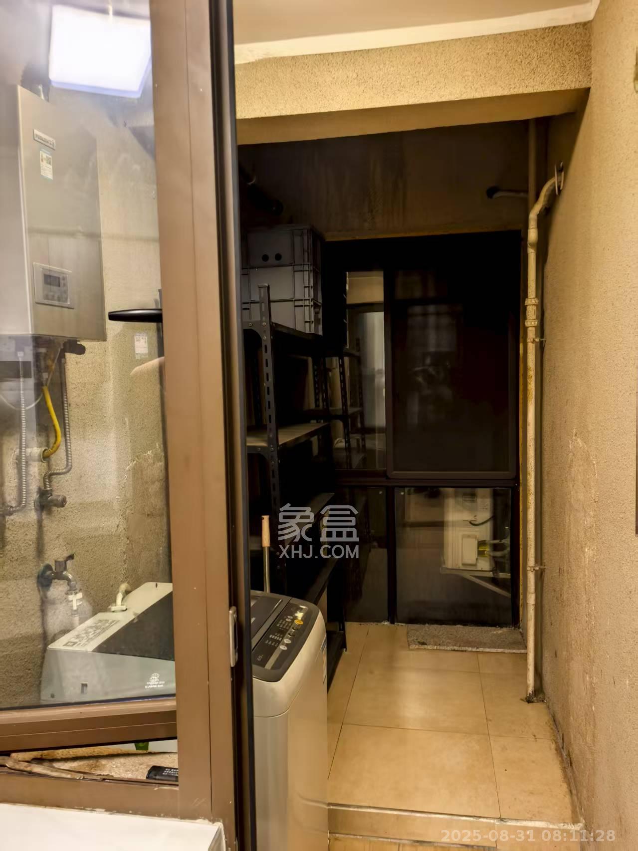 碧桂园公园壹号(凯怡茗苑)  3室2厅1卫    1800.0元/月 碧桂园公园壹号(凯怡茗苑)  3室2厅1卫    1800.0元/月室内图