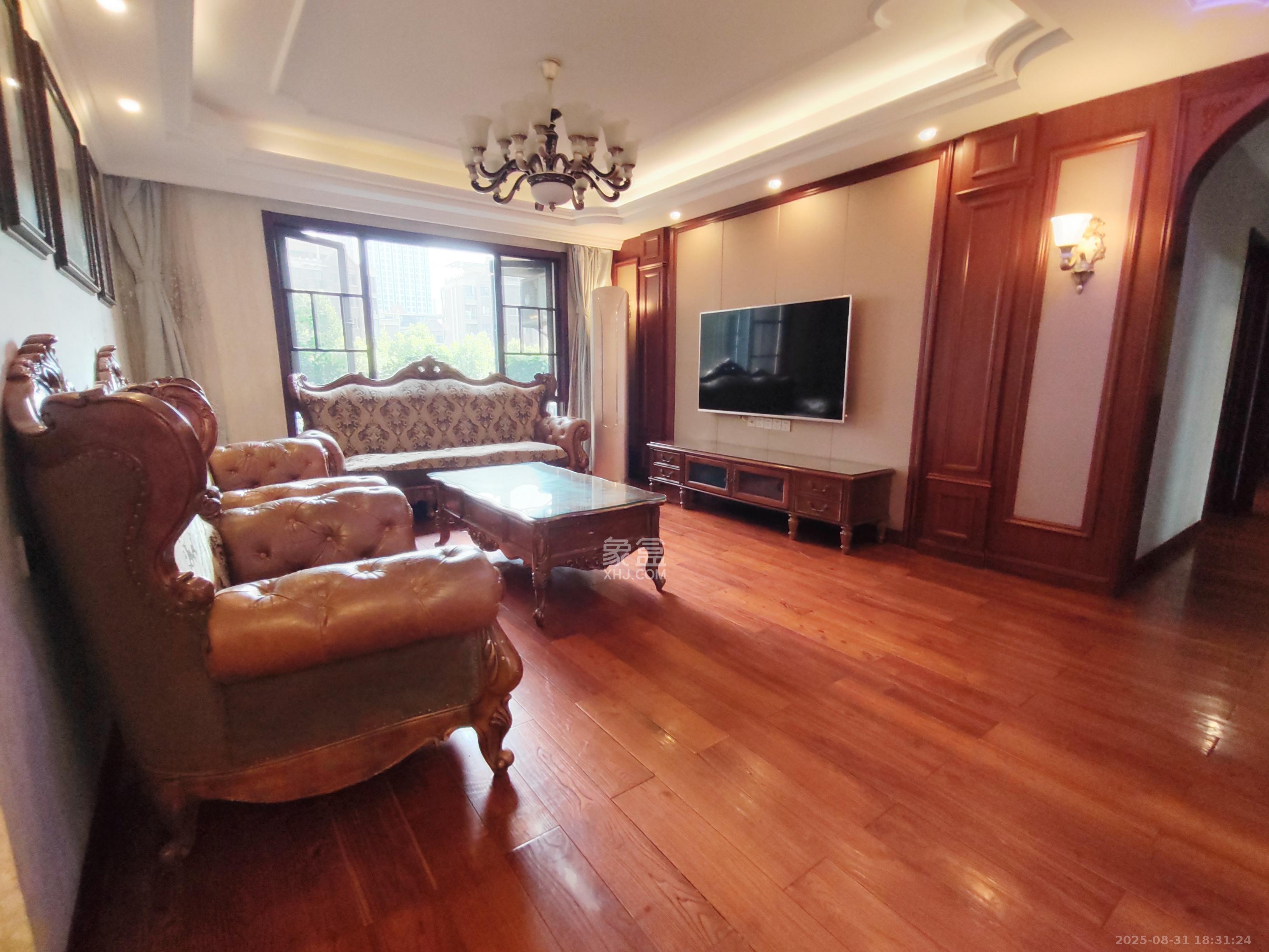 星湖湾一期高层  4室2厅2卫    2800.0元/月 星湖湾一期高层  4室2厅2卫    2800.0元/月