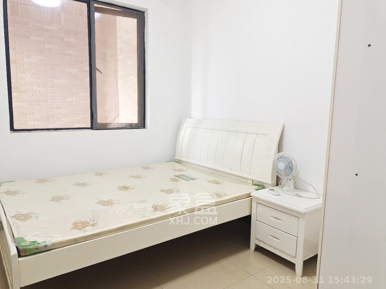 中南红领邦(红星嘉和苑) 3室2厅1卫 1900.0元/月 中南红领邦(红星嘉和苑) 3室2厅1卫 1900.0元/月室内图