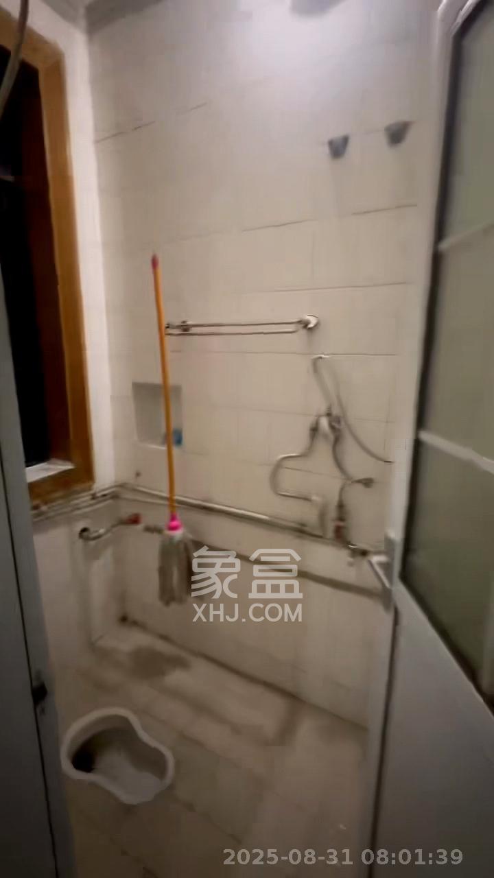杏林小区  3室2厅1卫   1800.00元/月室内图