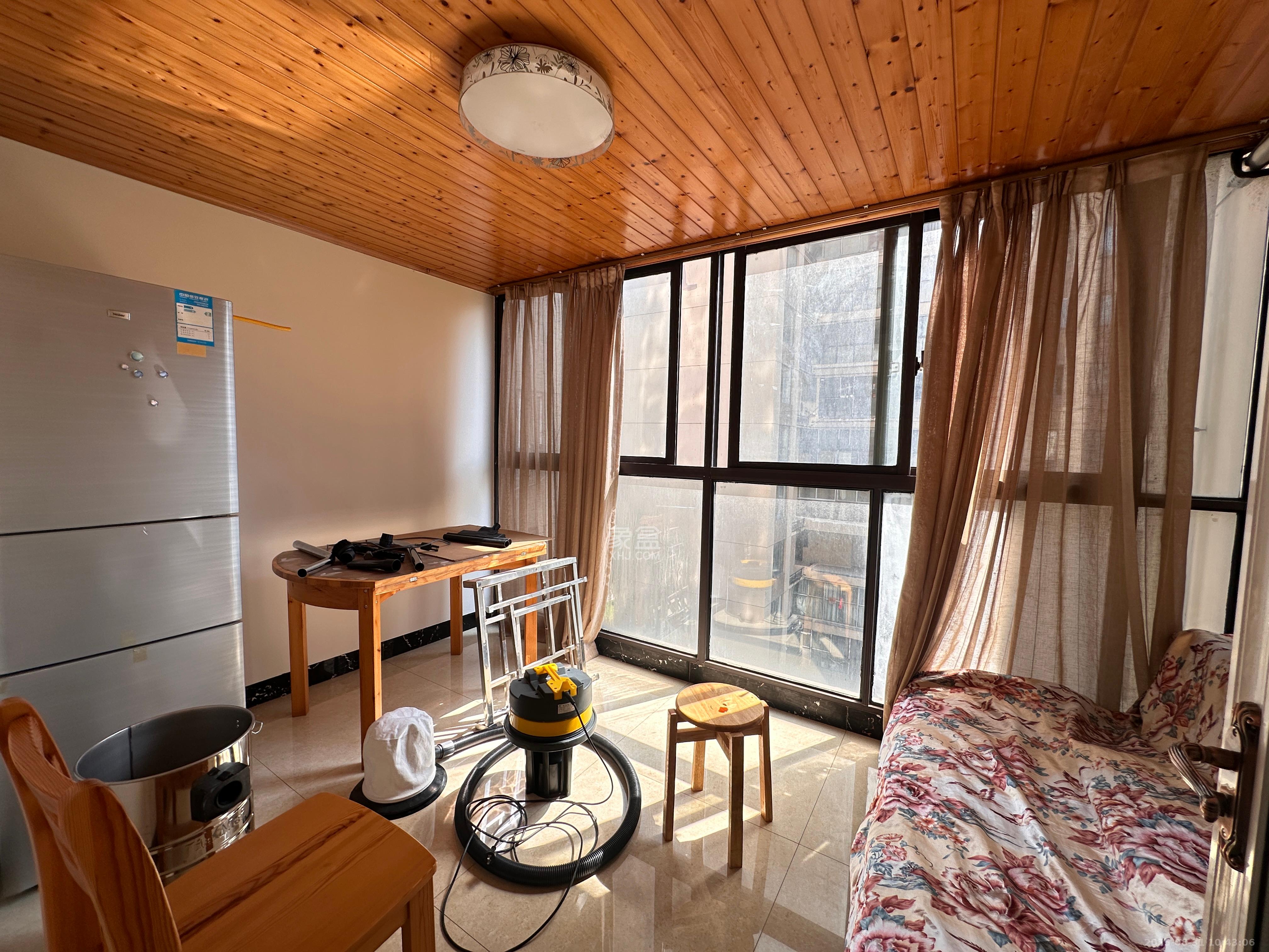 雨花公馆(紫苔名苑) 3室2厅1卫 3100.0元/月 雨花公馆(紫苔名苑) 3室2厅1卫 3100.0元/月室内图